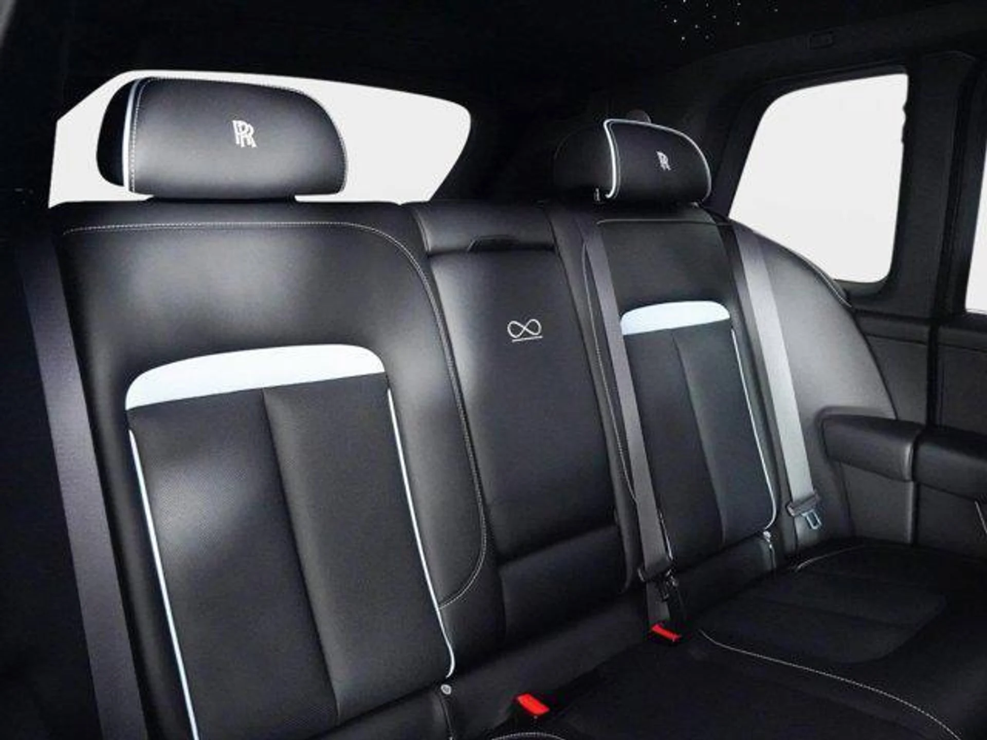 mph048_2665887040_Kbk_N1_I_Wm_Qi_Q_o_PO_Oy_PV_8_Ry_Bw_Ly0_358d8d1086