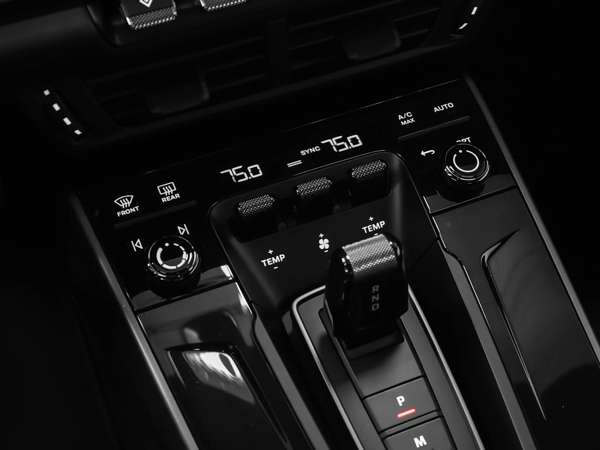 mph048_2676125365_49_22186d2eea