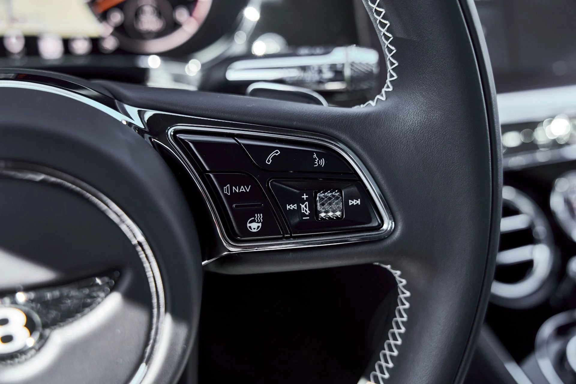 mph048_2687978933_Used_2022_Bentley_Continental_GT_V8_1771381089_8e615e20b5