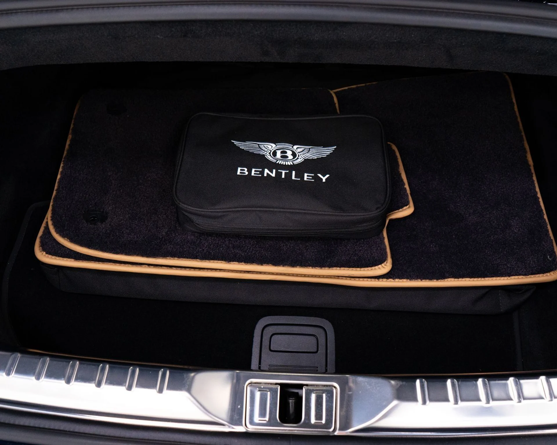 mph048_2696135844_0e2305f057ccb99c1986ff138437f31e_b063fee33d