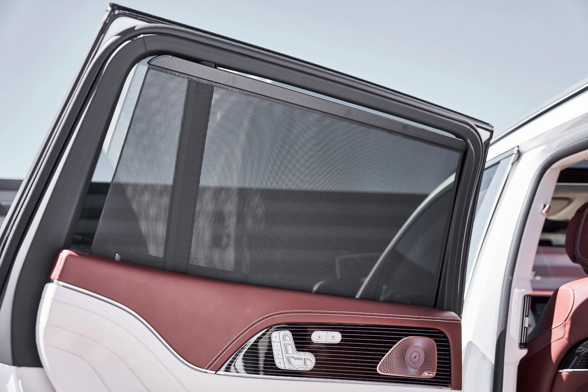 mph048_2699250027_Used_2026_Mercedes_Benz_GLS_Maybach_GLS_600_1777074130_b33d9e4e7b