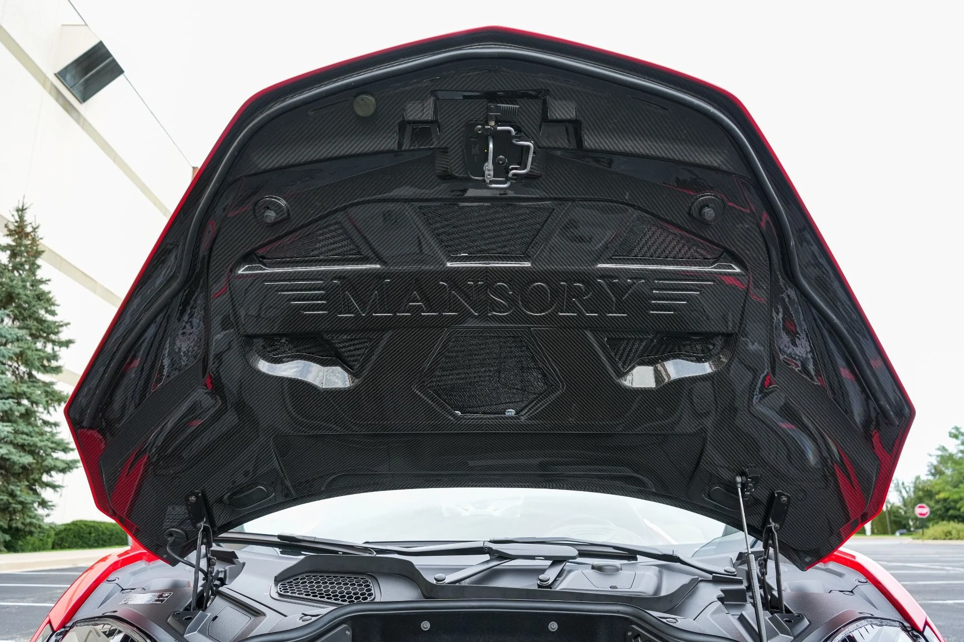 mph048_2699790490_Used_2025_Lamborghini_Revuelto_1790108001_1531e1c47c