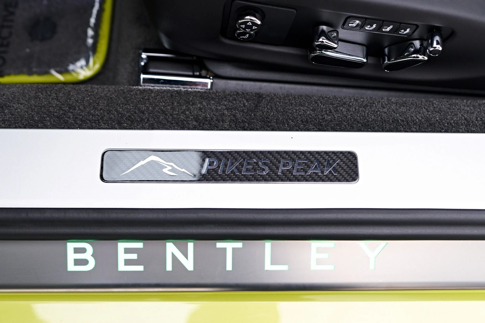 mph048_270077518_Used_2020_Bentley_Continental_GT_1753300269_92d2e35ab1