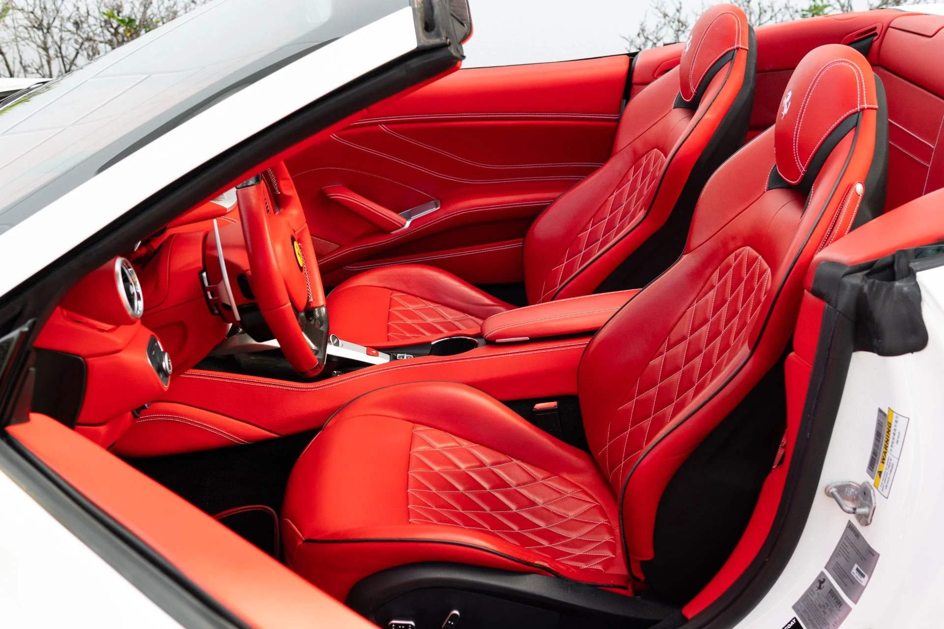 mph048_2722117830_Used_2017_Ferrari_California_T_1767901173_20c81c3d5a