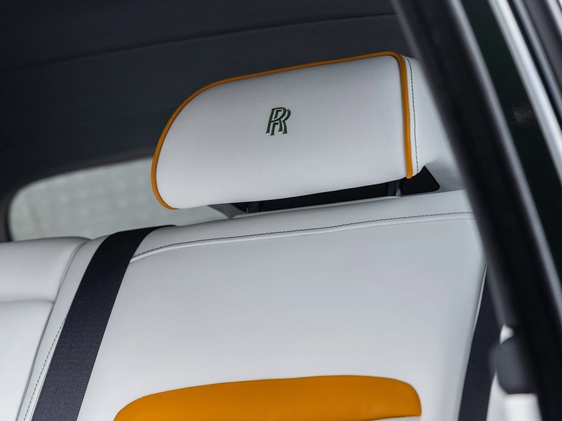 mph048_2738230154_49_3d6949c37b