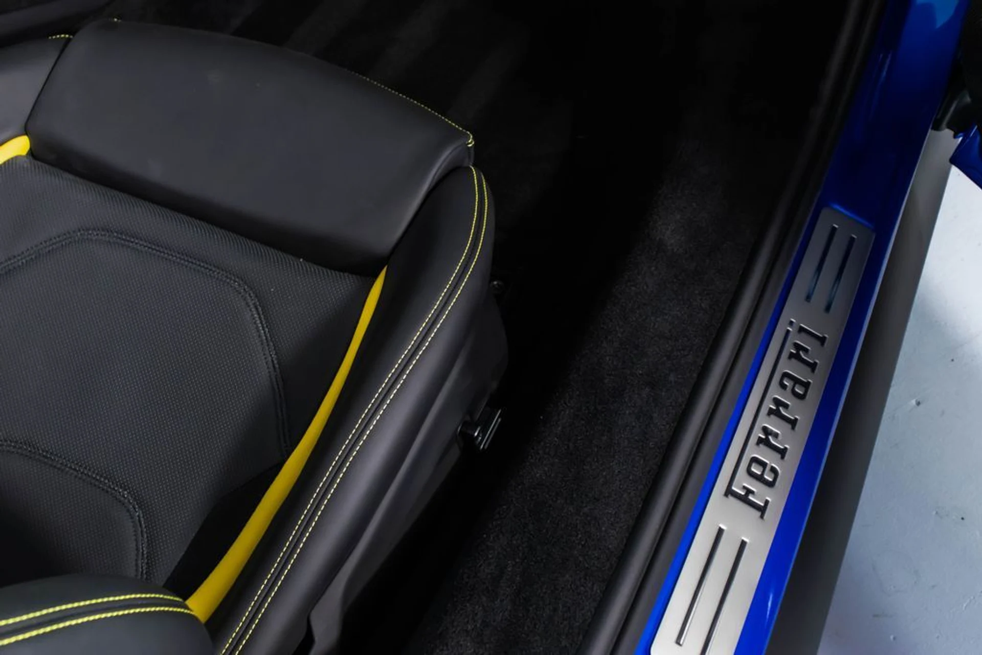 mph048_2754985480_1bd461799ebbfb61a9e8f53e09d605f2x_03da580643