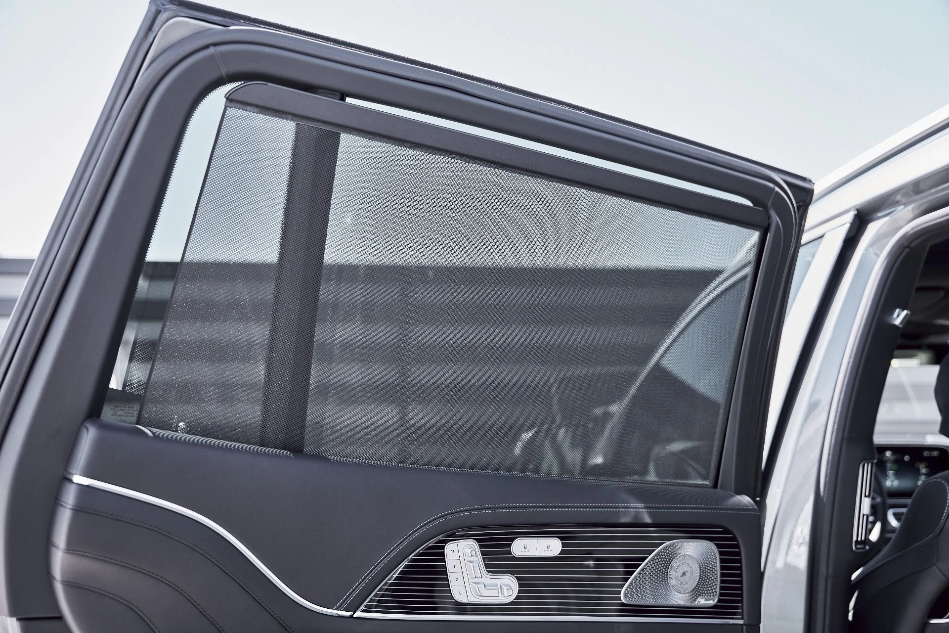 mph048_2769416433_Used_2026_Mercedes_Benz_GLS_Maybach_GLS_600_1776125326_e14dc9ad43