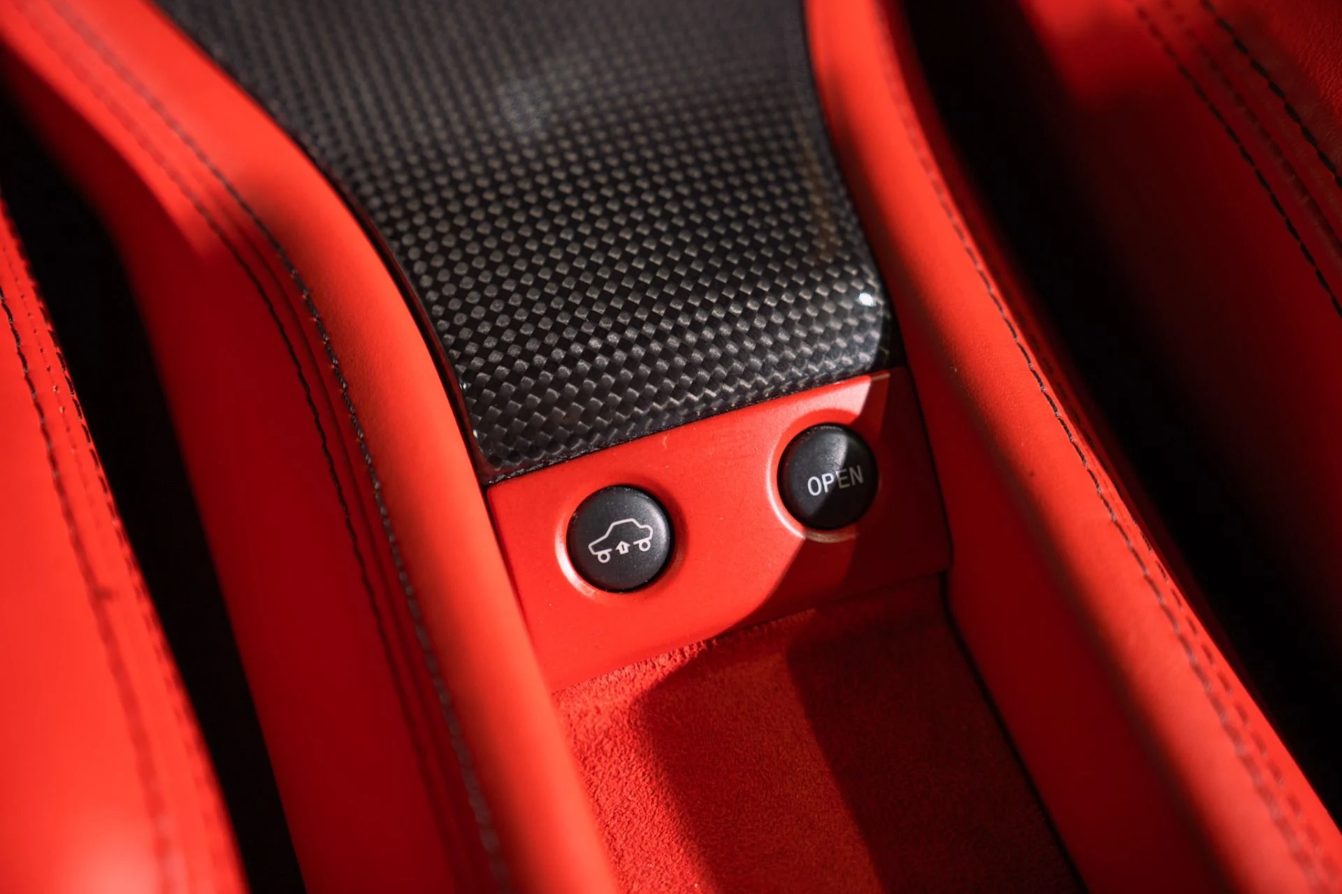 mph048_2784150120_Used_2014_Ferrari_458_Spider_Full_Carbon_Option_Car_1792443530_8ed24db873