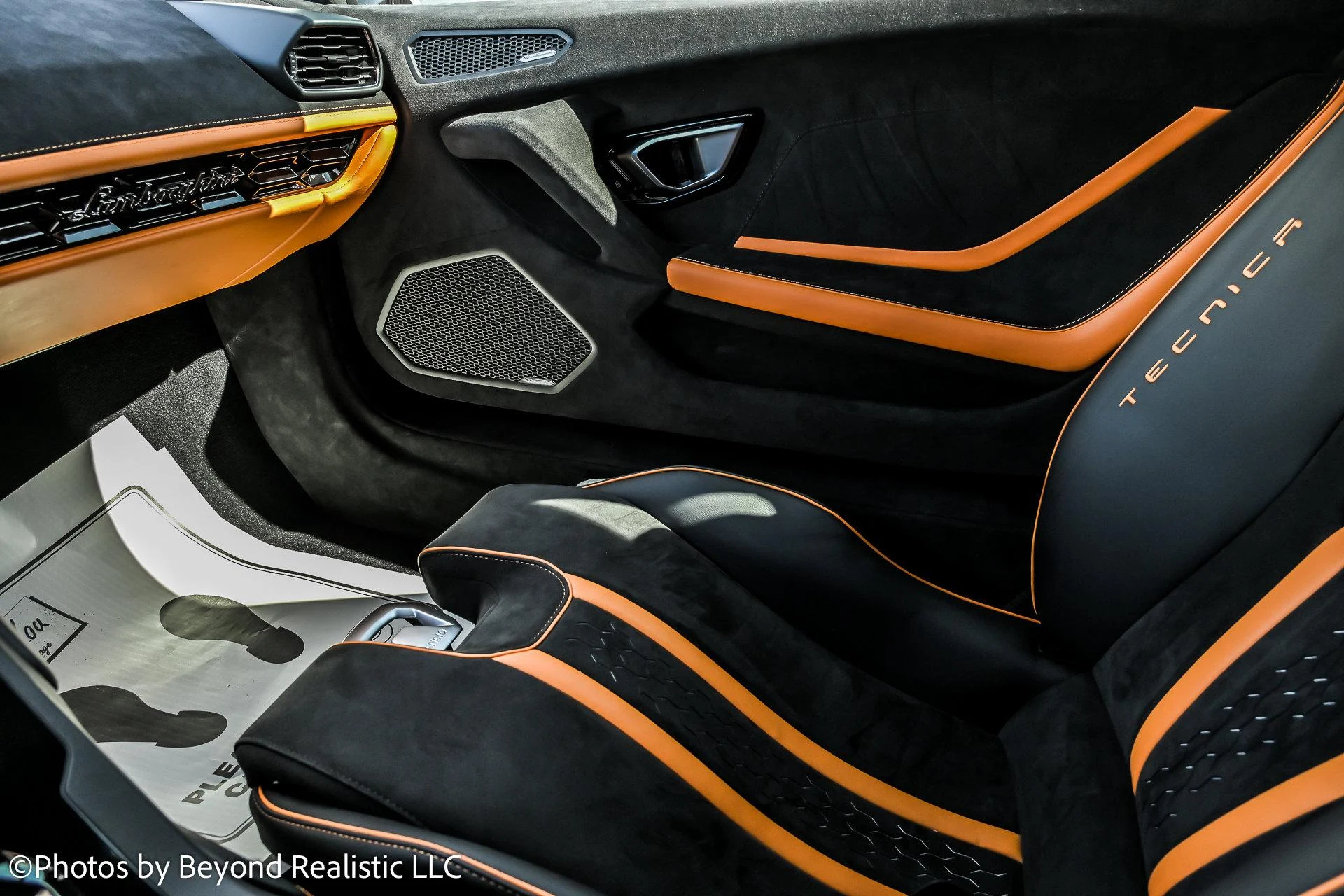 mph048_2794400159_Used_2024_Lamborghini_Huracan_Tecnica_1757145974_fb8daf55f3