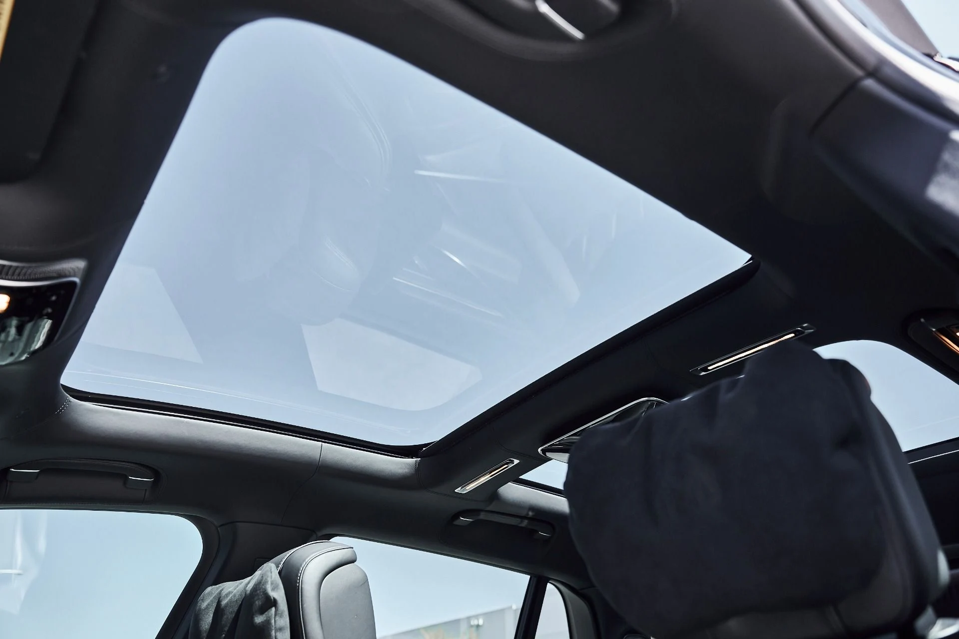 mph048_2801642668_Used_2024_Mercedes_Benz_EQS_Maybach_EQS_680_1775326068_0a9007a9d3