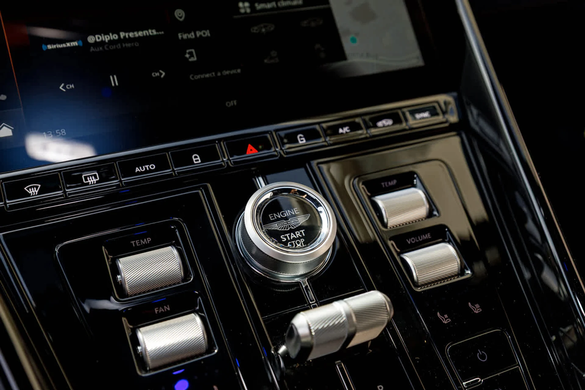 mph048_2811608770_49_ace0320584