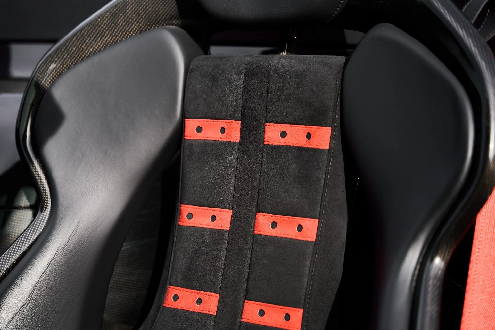 mph048_2842908574_Used_2022_Ferrari_SF_90_Spider_Base_1770767940_3781059178