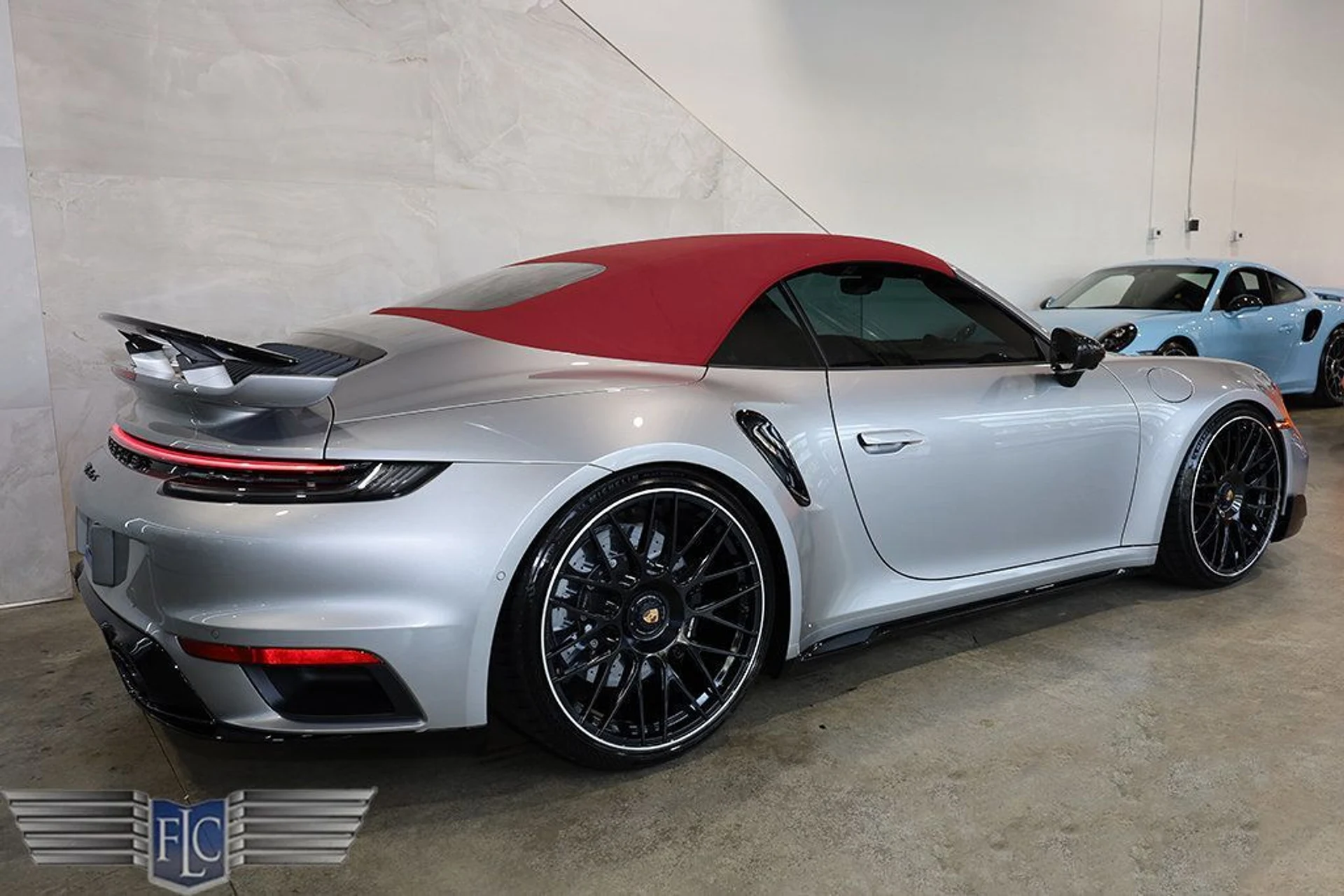 mph048_2843603816_used_2024_porsche_911_turboscabriolet_9689_22937048_49_1024_a986a33de8