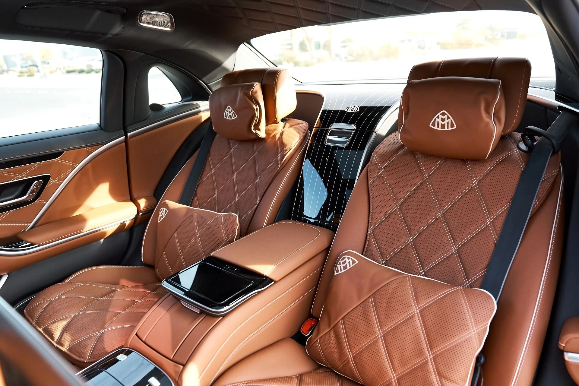 mph048_2844174060_Used_2026_Mercedes_Benz_S_Class_Maybach_S_680_1766455598_00d2e9fd80