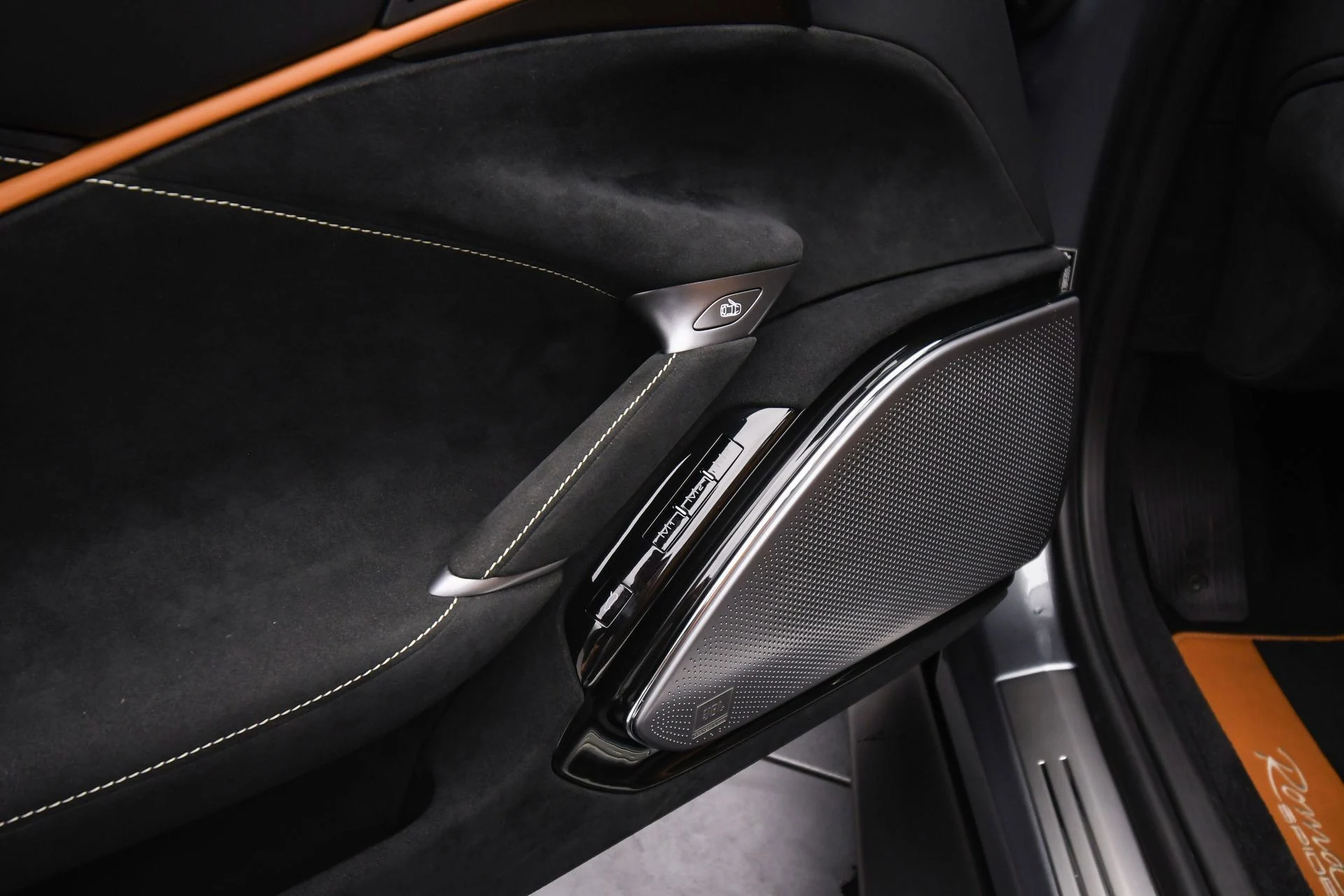 mph048_2853622537_3e7daf721f5f49db884403a61ec3840c_9fae3ee91e