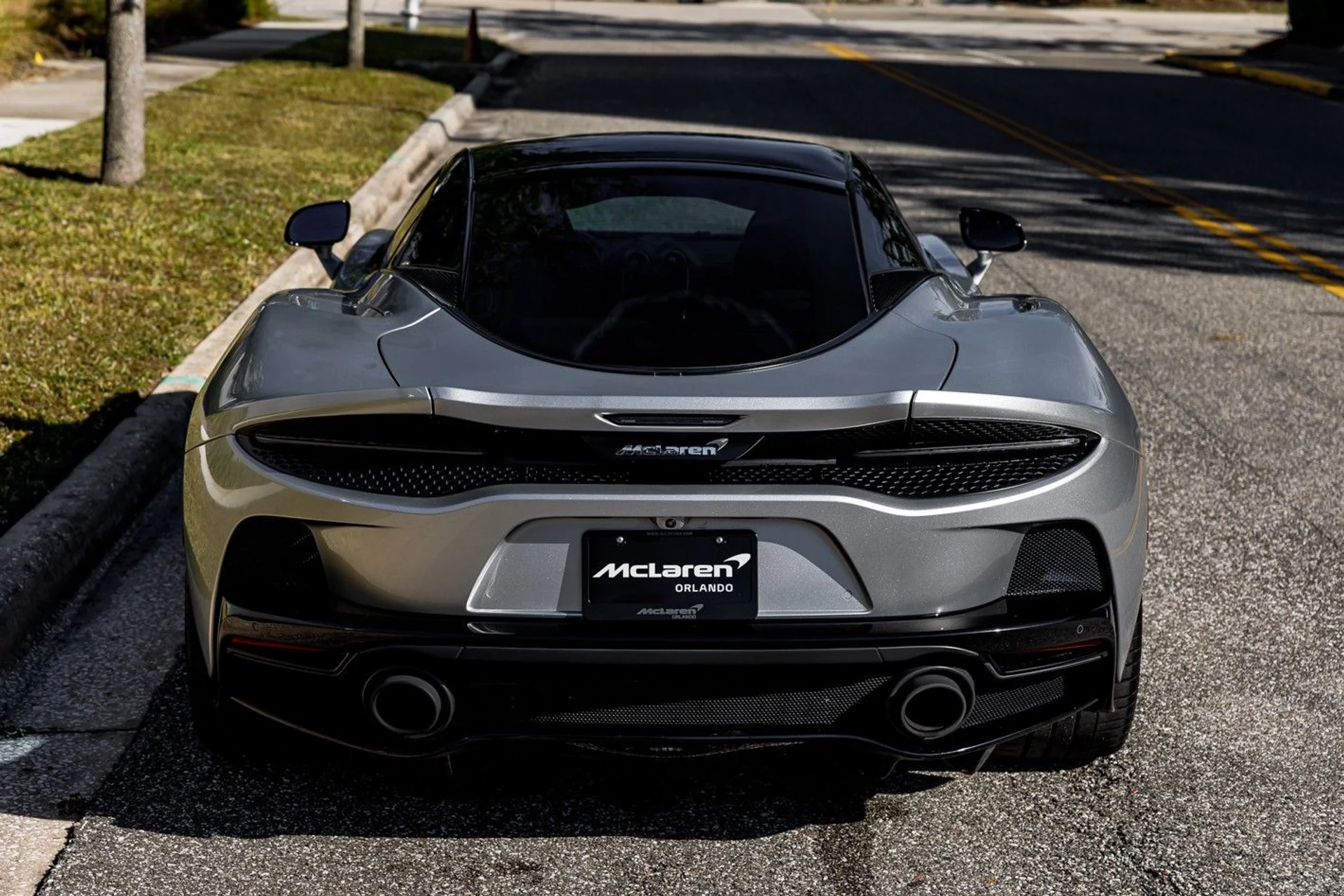 mph048_2871919659_632_p49_l_8d5aeabdd4