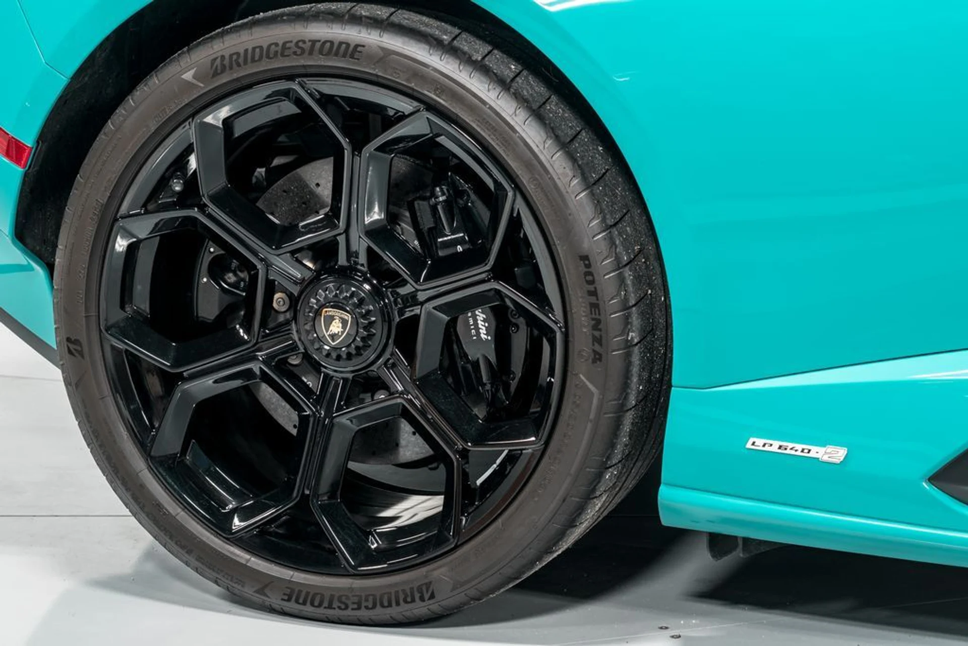 mph048_2902788449_db3b886f8d0a2ba8e8a9f6bd2fd6e629x_1479d48922