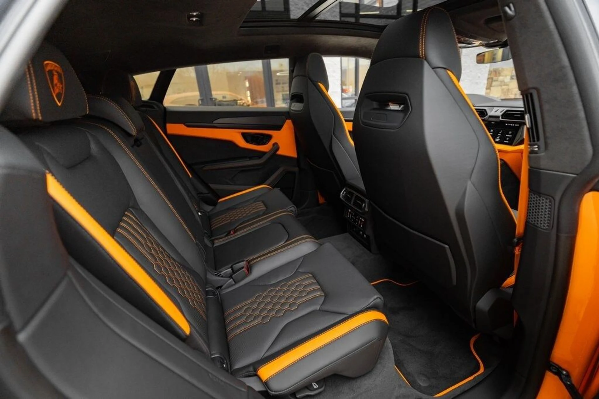 mph048_2905494661_cab8a202d7ccc54206d54054c745e583x_277791de0b