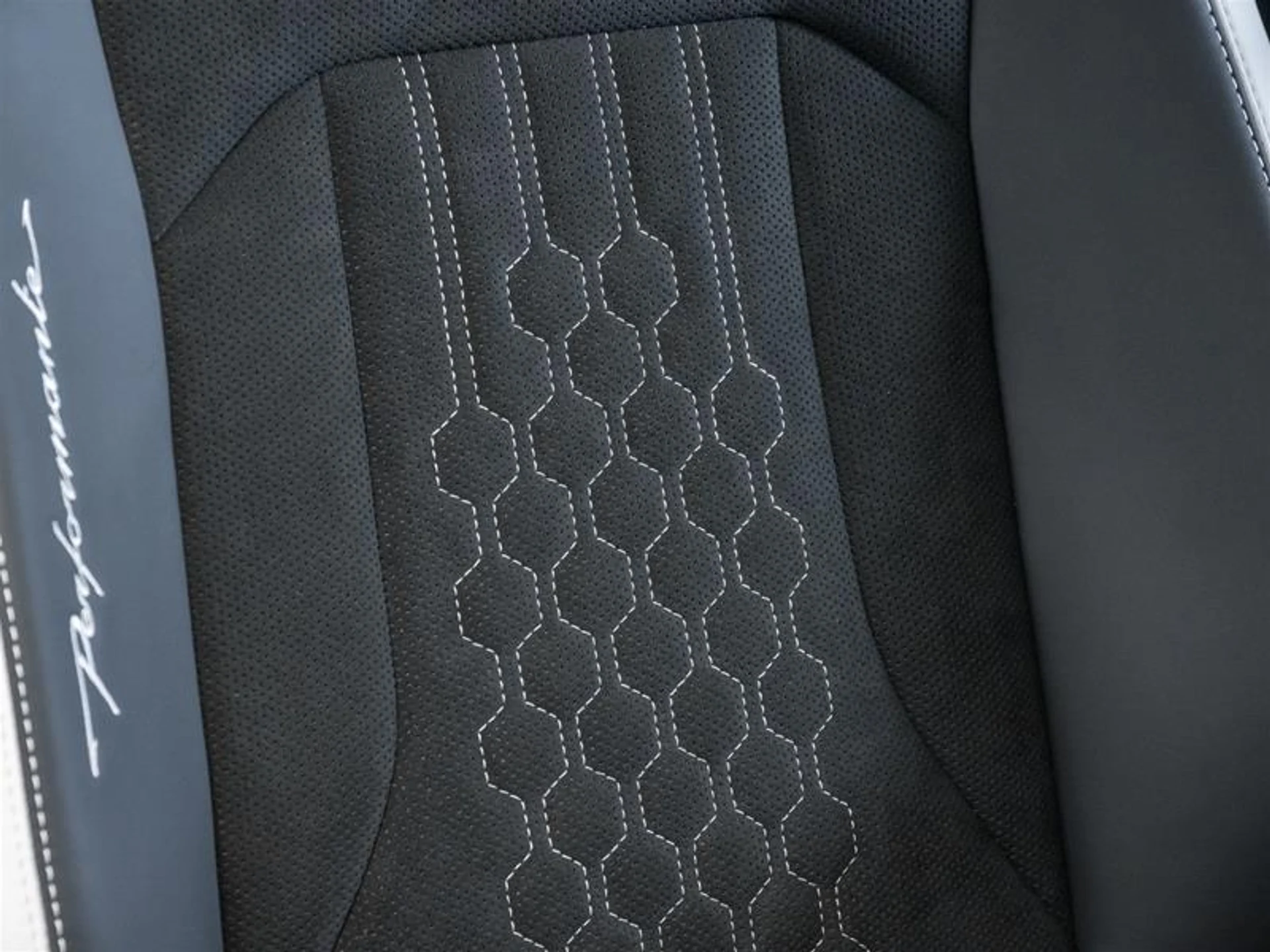 mph048_2912661273_11790389_1607586305_a2759ecf4b