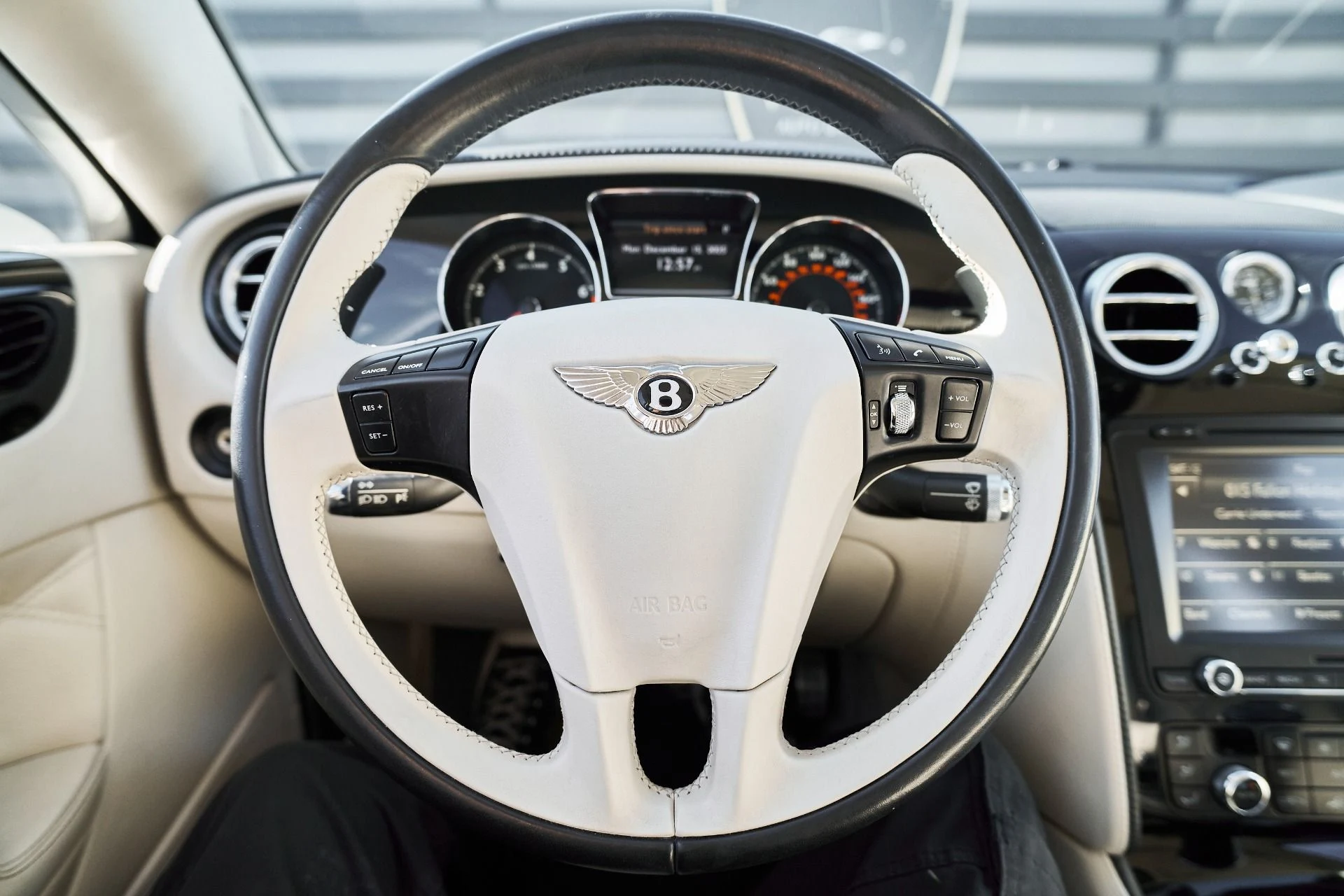 mph048_2916413276_Used_2012_Bentley_Continental_Flying_Spur_1765853832_177b4d125b