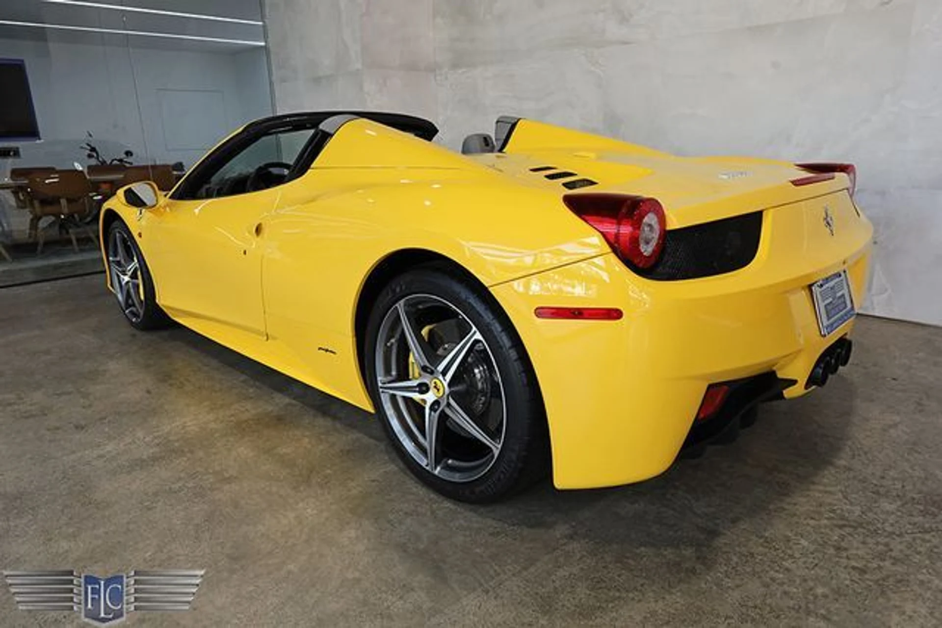 mph048_2920491354_used_2015_ferrari_458_italia_2drconvertible_9689_23049231_52_640_d9282cd9c6