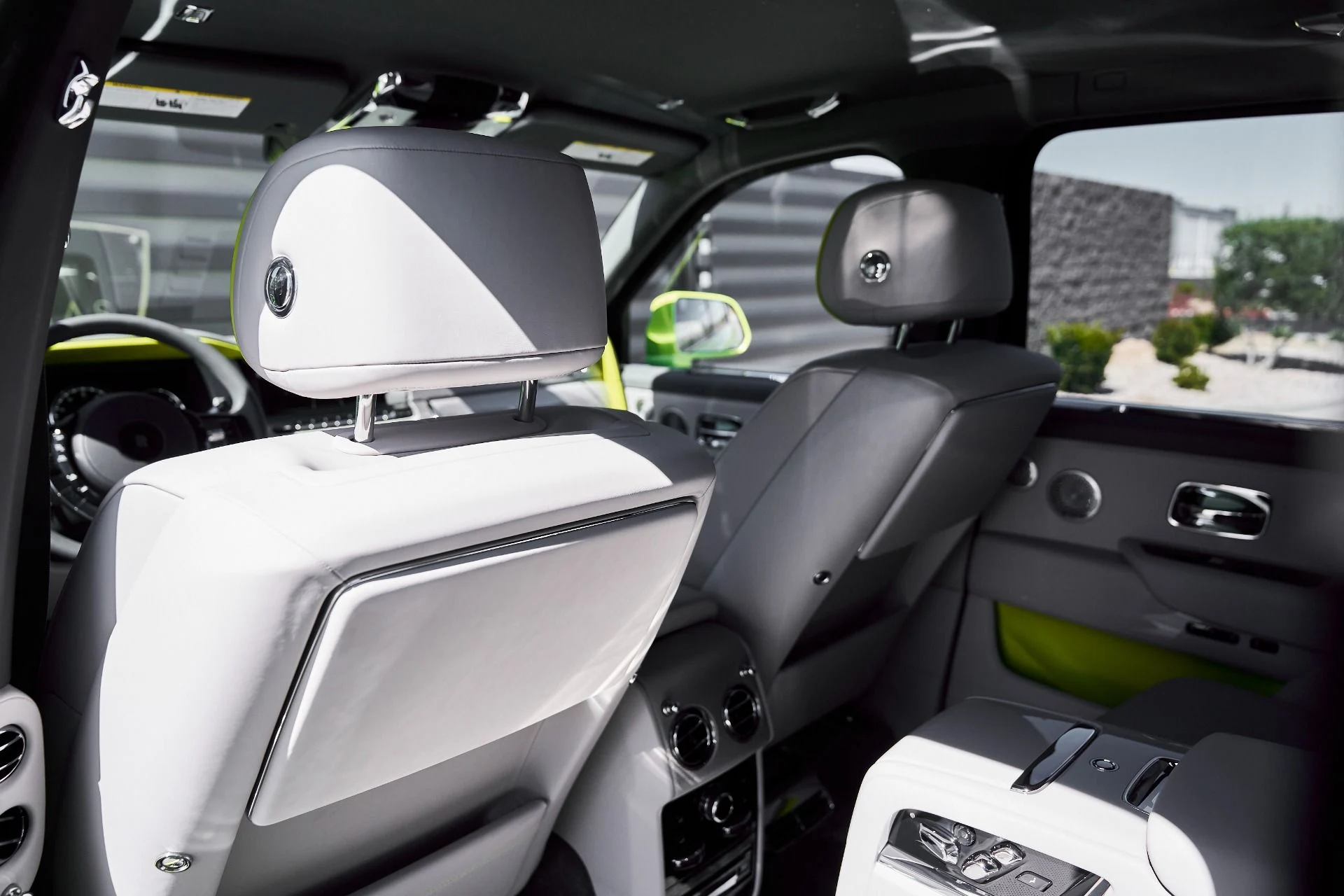 mph048_2931042155_Used_2024_Rolls_Royce_Cullinan_Base_1773162628_75e890aa6e