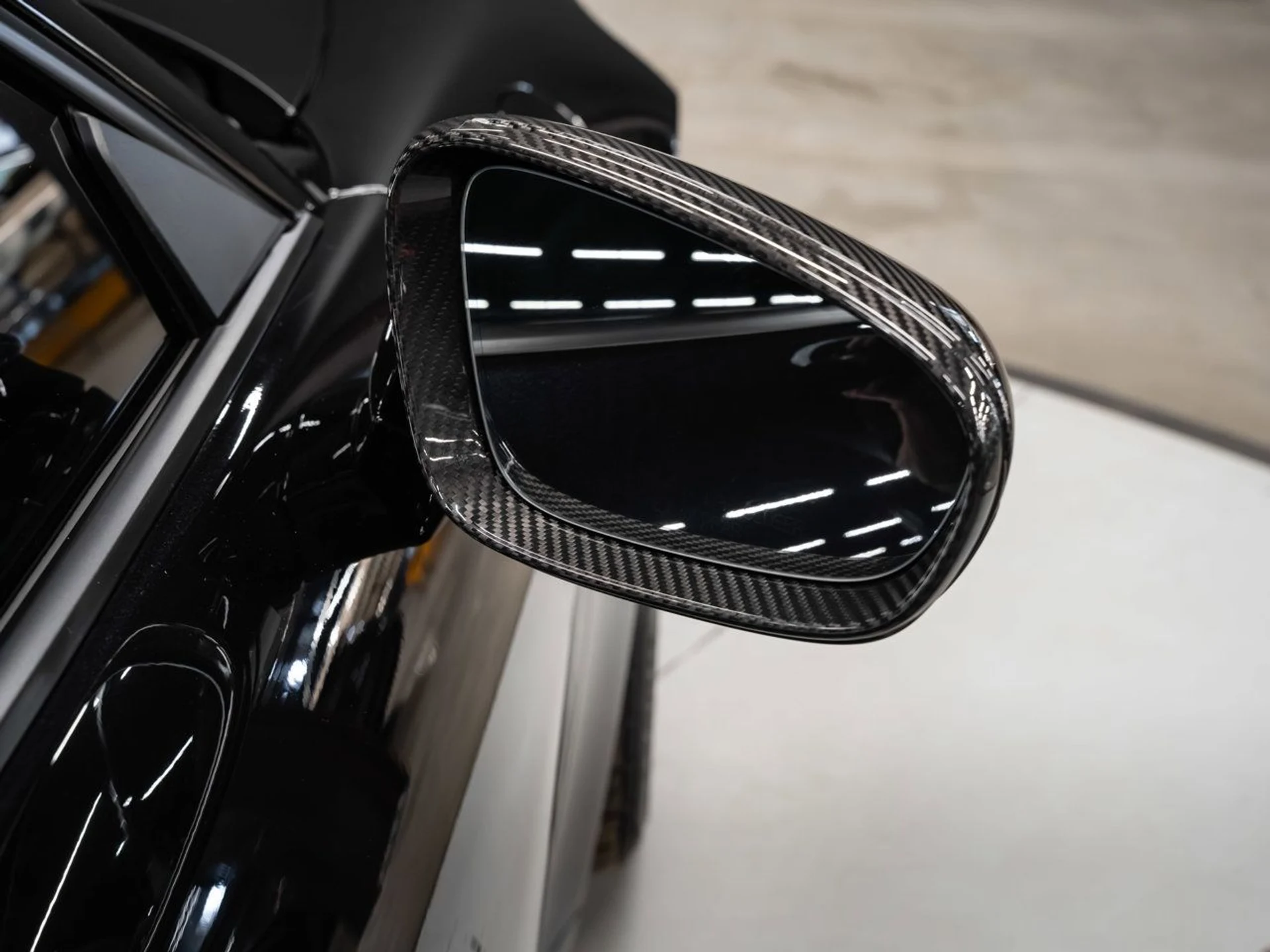 mph048_2949511492_porsche_911_2022_d3aec3dfc8