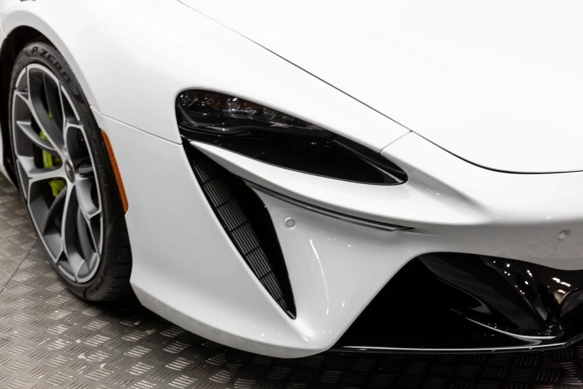 mph048_2955072877_49_a48041fb73