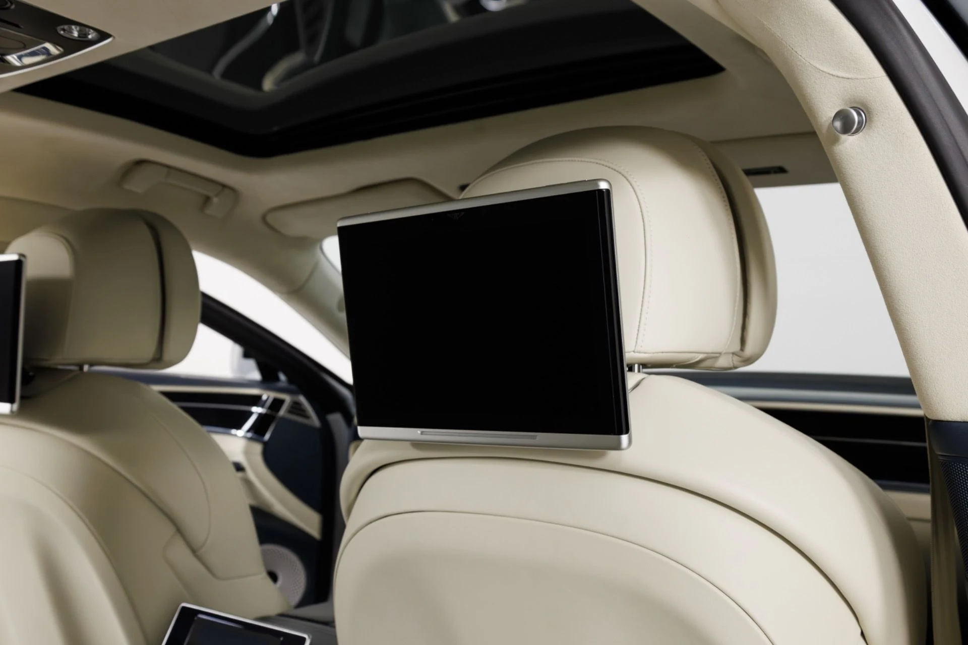 mph048_2960851569_Used_2020_Bentley_Flying_Spur_W12_1776899560_dae860772c