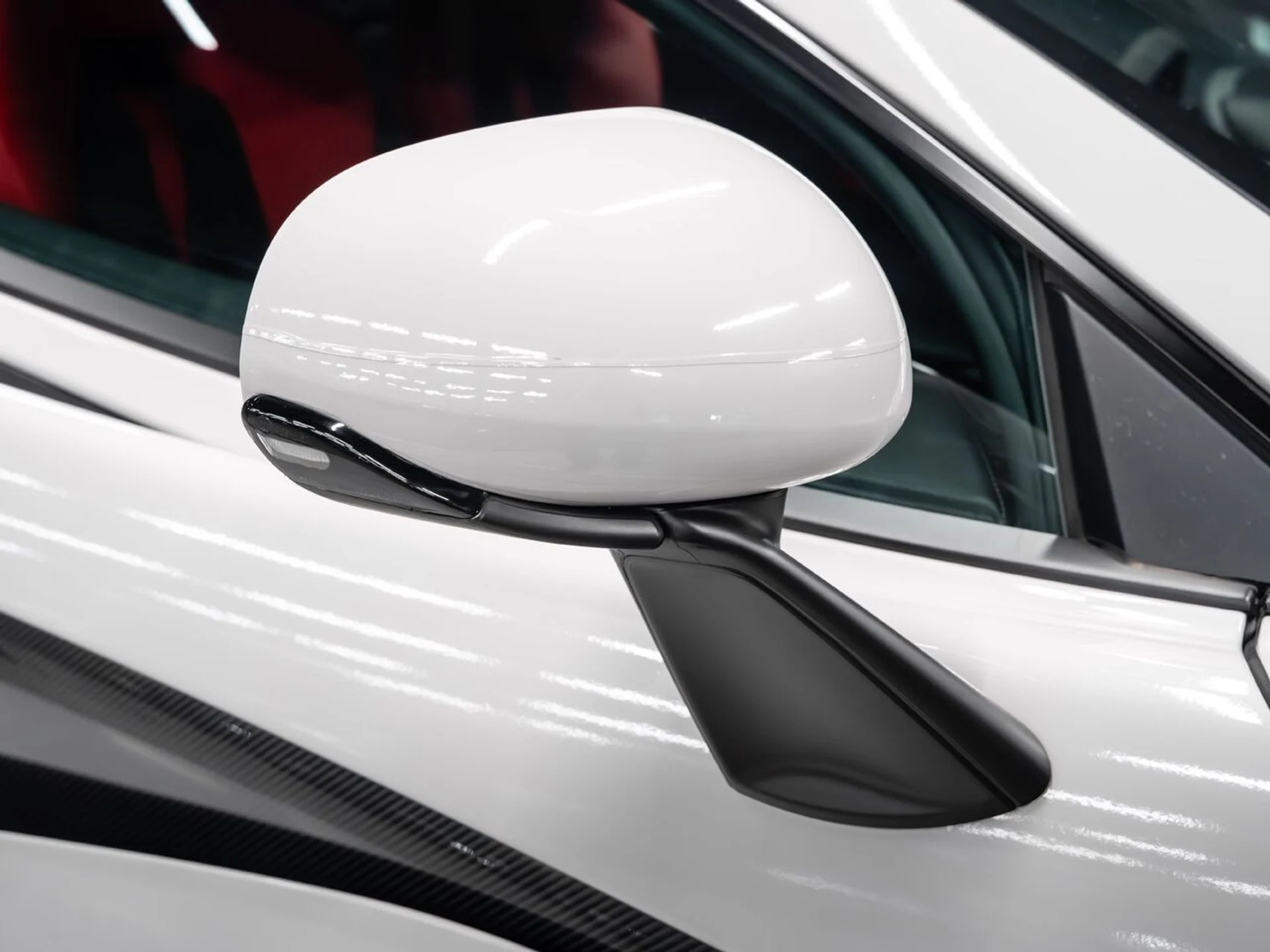 mph048_2967587567_mclaren_570s_2017_203de73347