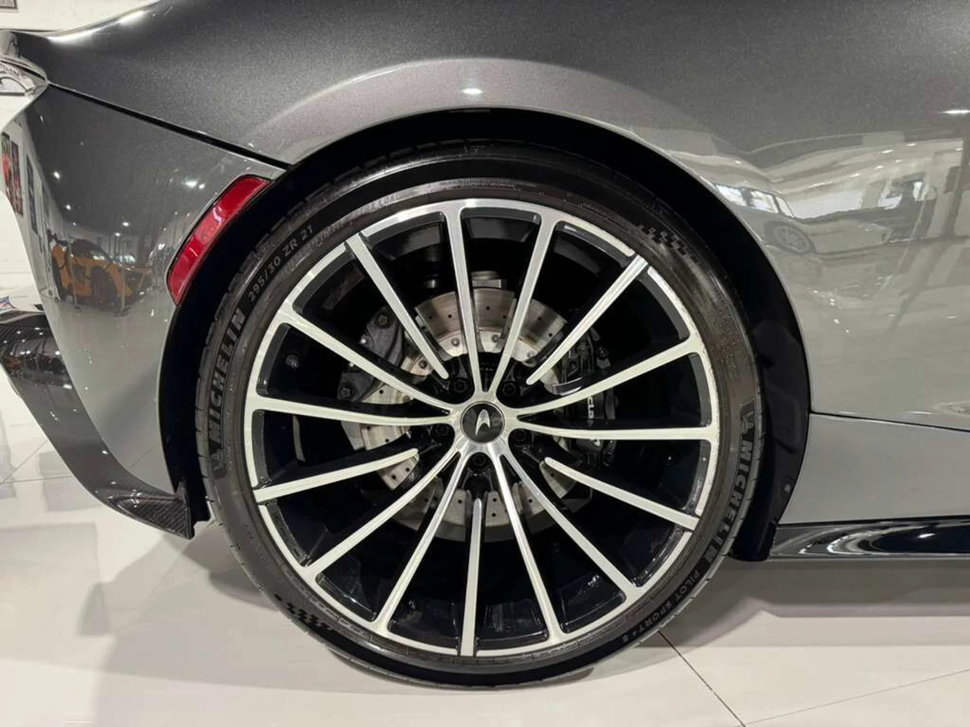 mph048_2989020543_a8dd5c4895205bae056add14ced630bb_5d950df9af