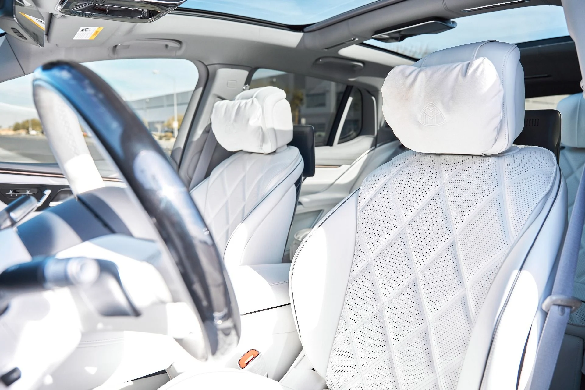 mph048_2991784042_Used_2024_Mercedes_Benz_EQS_Maybach_EQS_680_1766455924_65461ebd4f