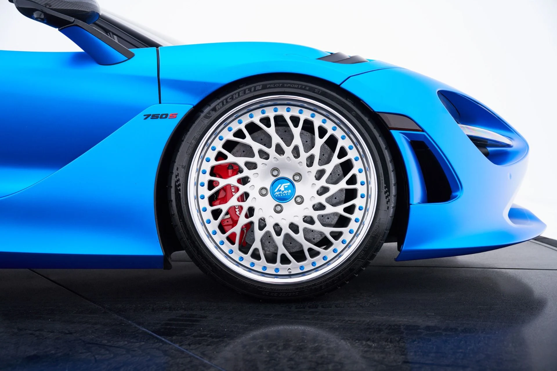 mph048_3017895666_Used_2024_Mc_Laren_750_S_1793147364_4ad8b6e25a