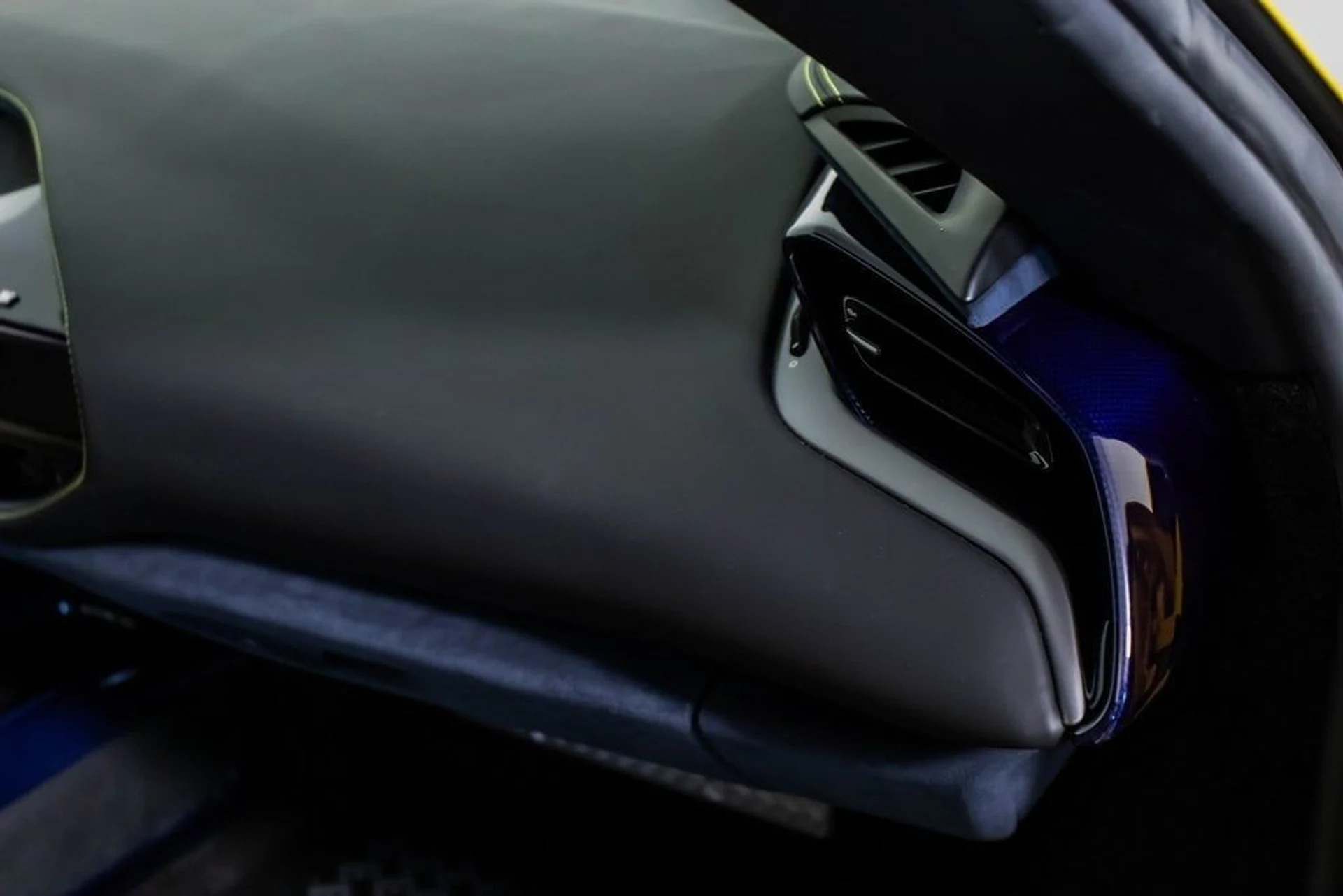 mph048_3027970378_cb639c419a37182cc6388d94352774f3x_b94037a3c8