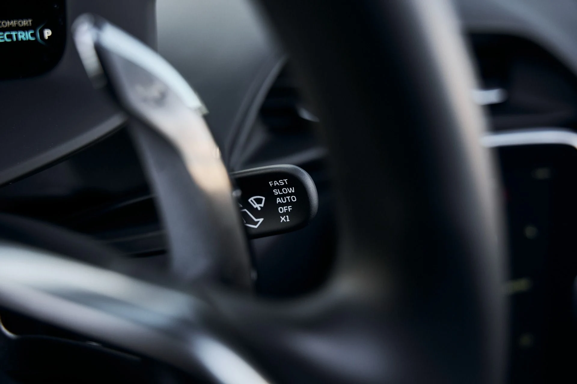 mph048_304045546_Used_2025_Mc_Laren_Artura_1771382328_c01d6d98bc