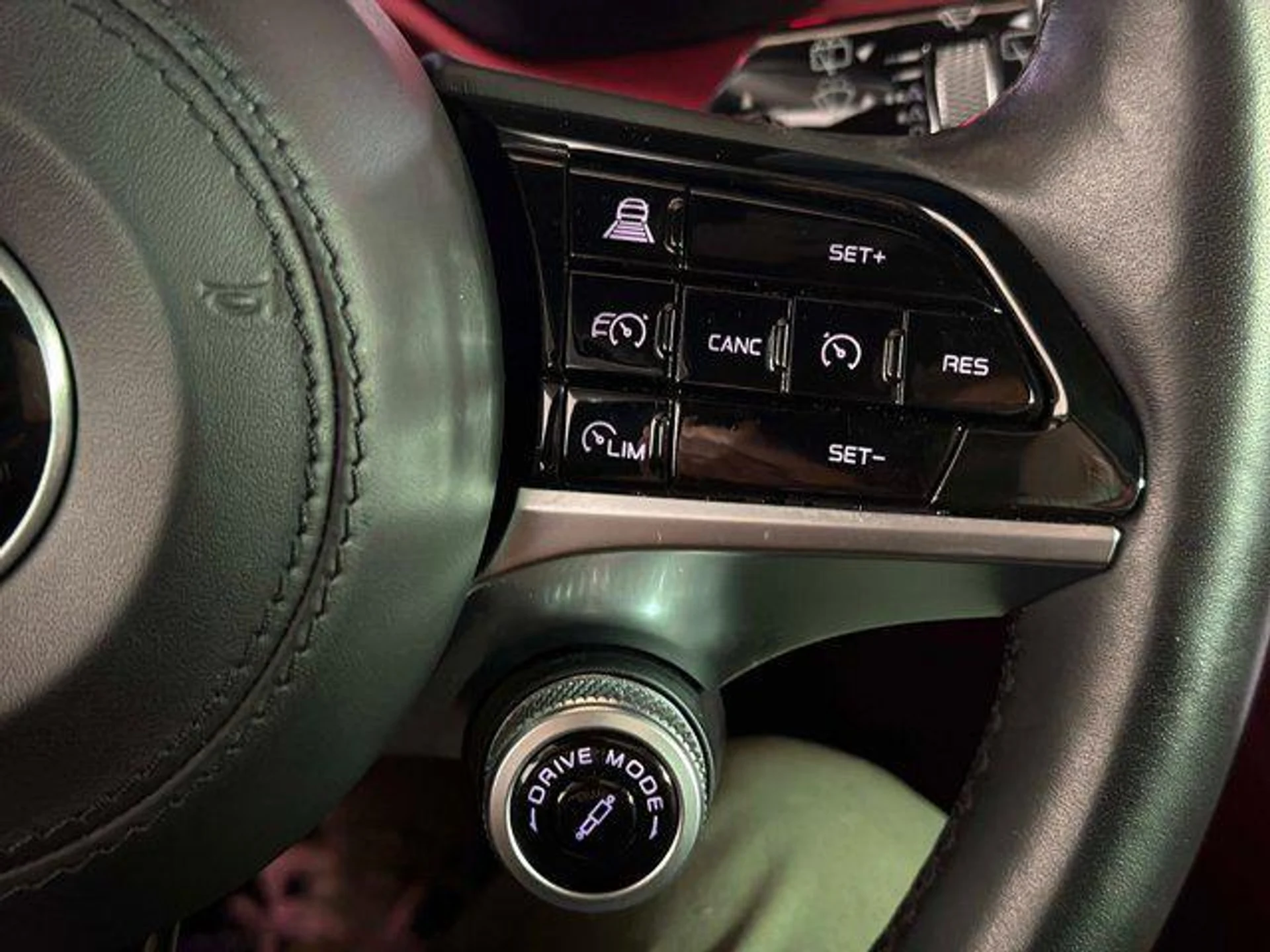 mph048_3041245905_A05_Njaq_Bb_ZZ_Rom_Nj_GTTMOBW_Sy74_11ca5ee6eb