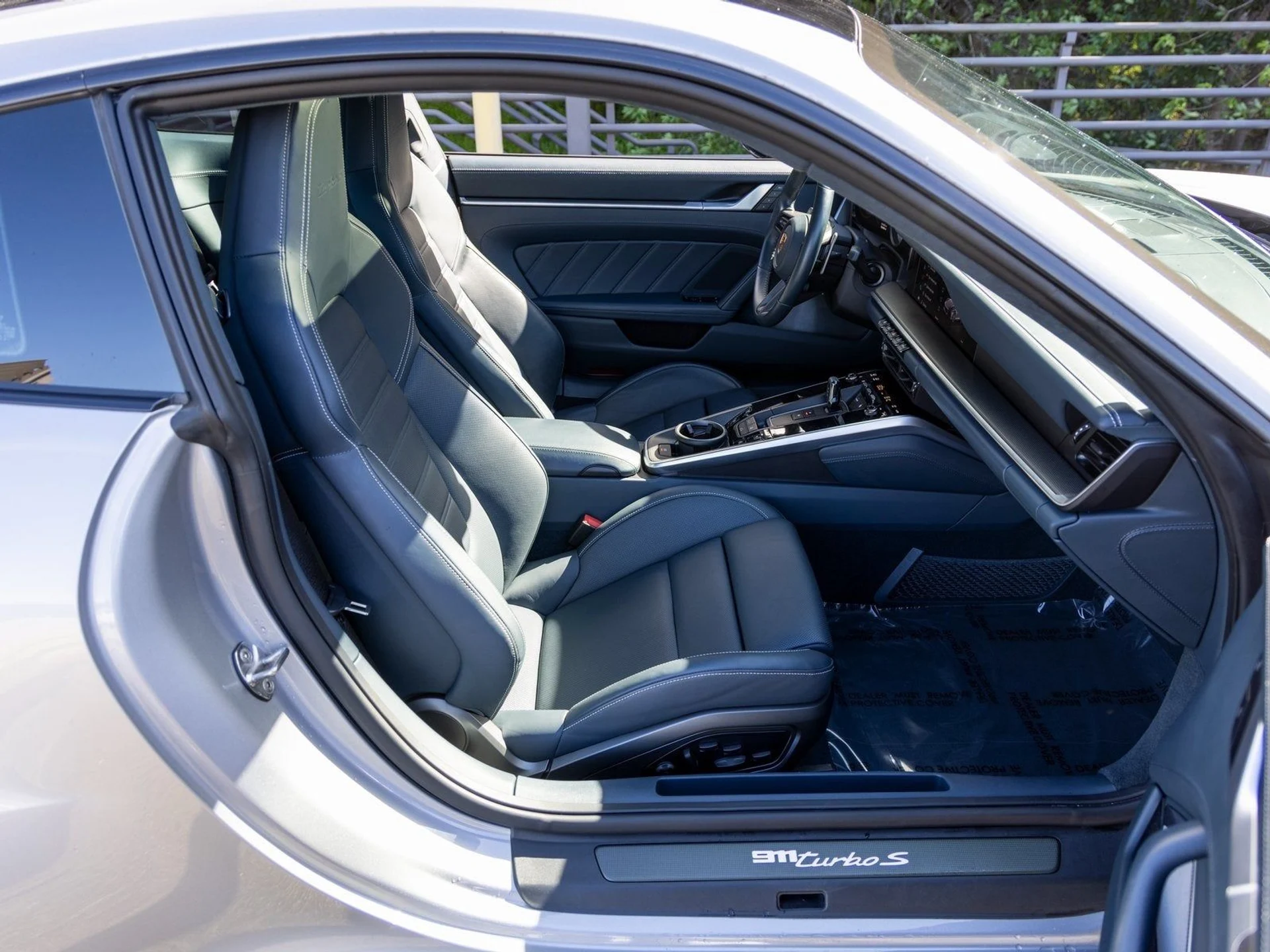 mph048_305429702_49_b34ea80f90