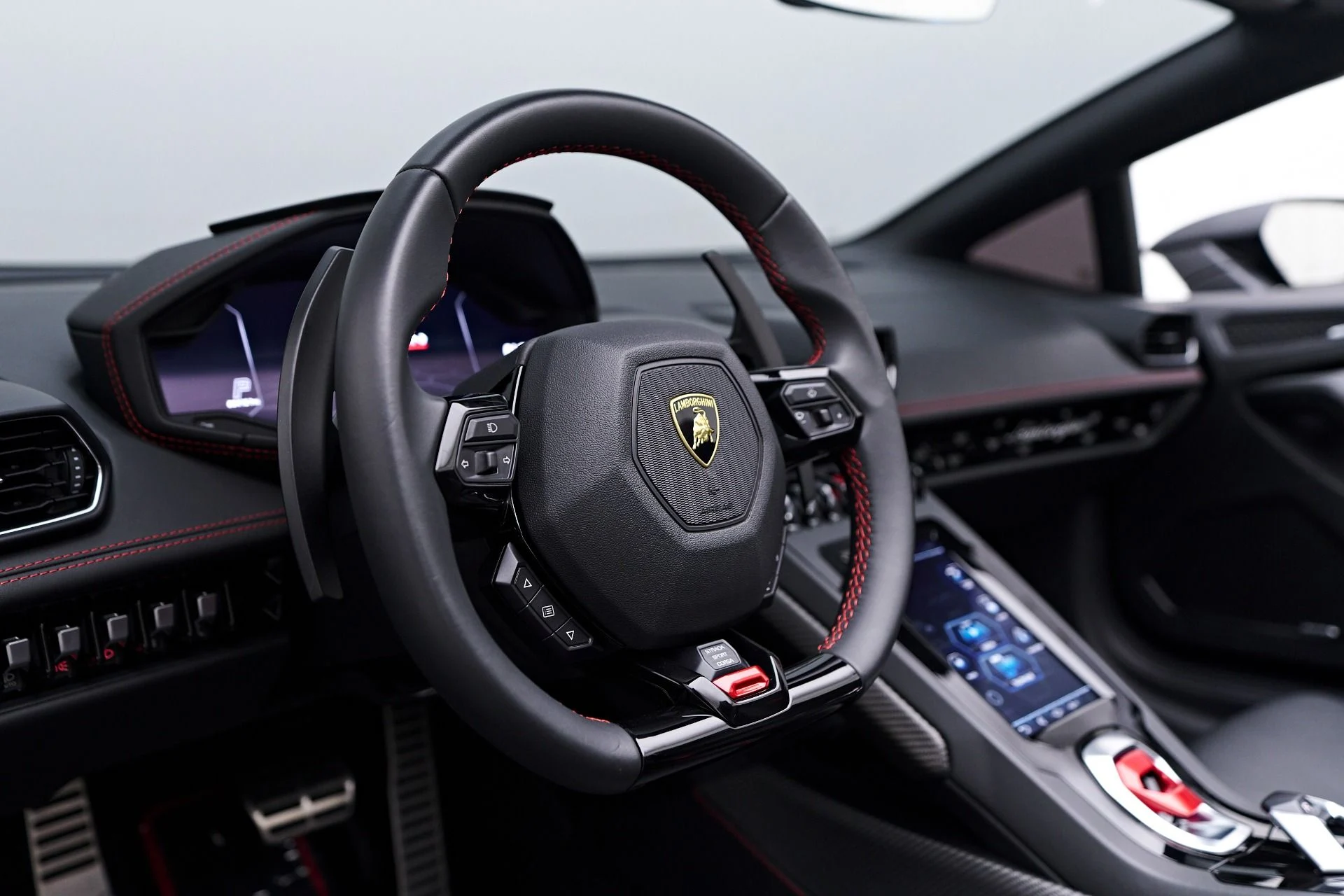 mph048_307167347_Used_2020_Lamborghini_Huracan_EVO_Base_1755655927_44fcaff9b5