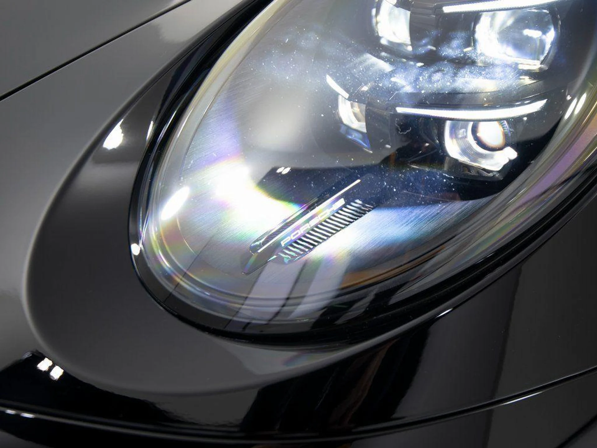 mph048_3086880063_qn8t1_MLJBXW_0_Nm_PBCO_47_T_Ry_hk_M_2fe390547c