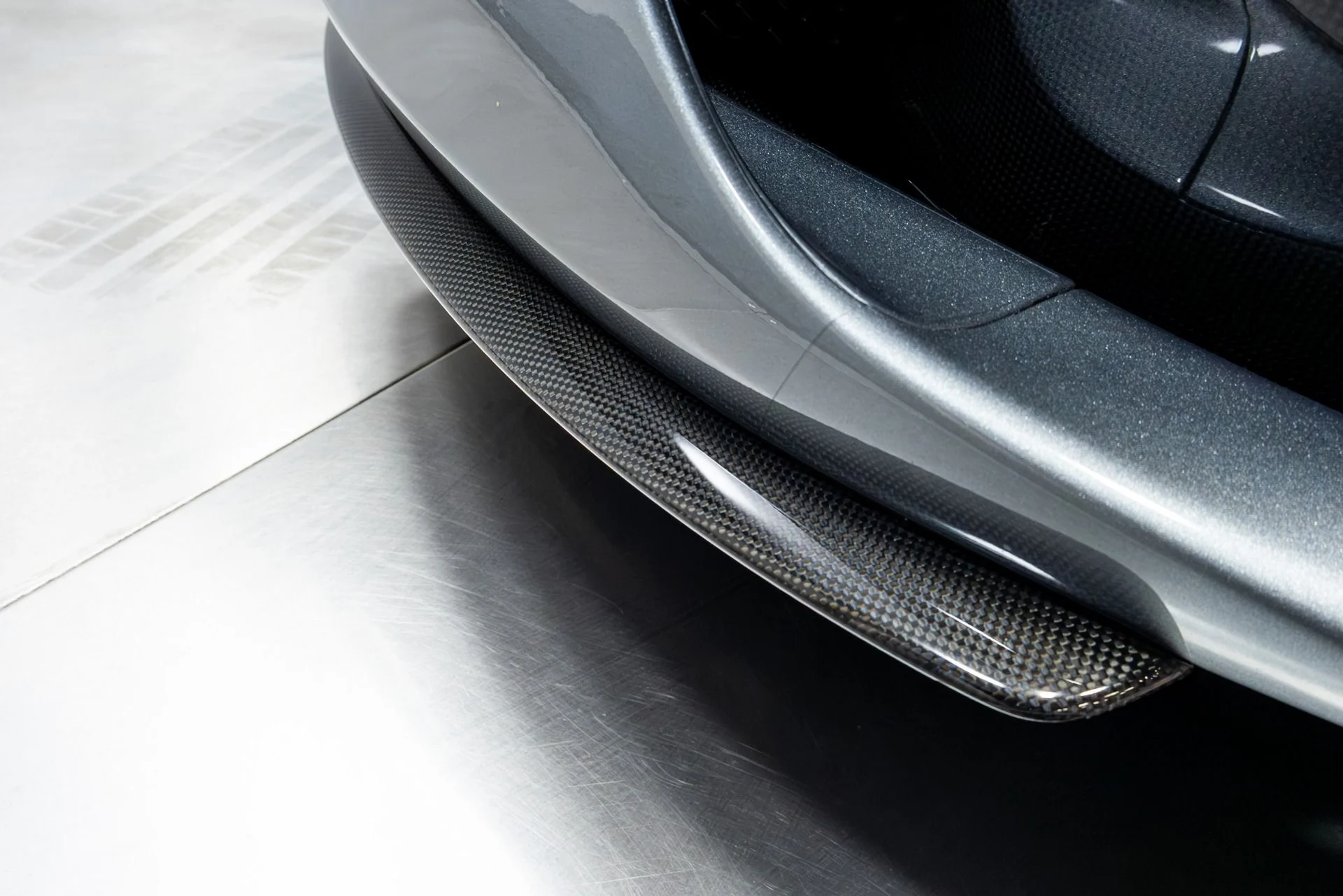 mph048_313747515_Used_2018_Ferrari_812_Superfast_1777416678_6fcfc8e740