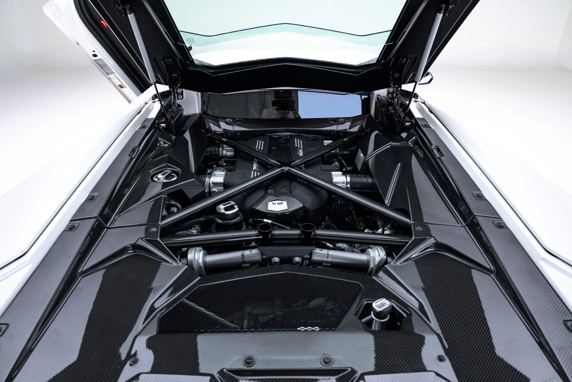 mph048_3140054930_Used_2017_Lamborghini_Aventador_LP_740_4_S_1775604648_e7eedb6b1e