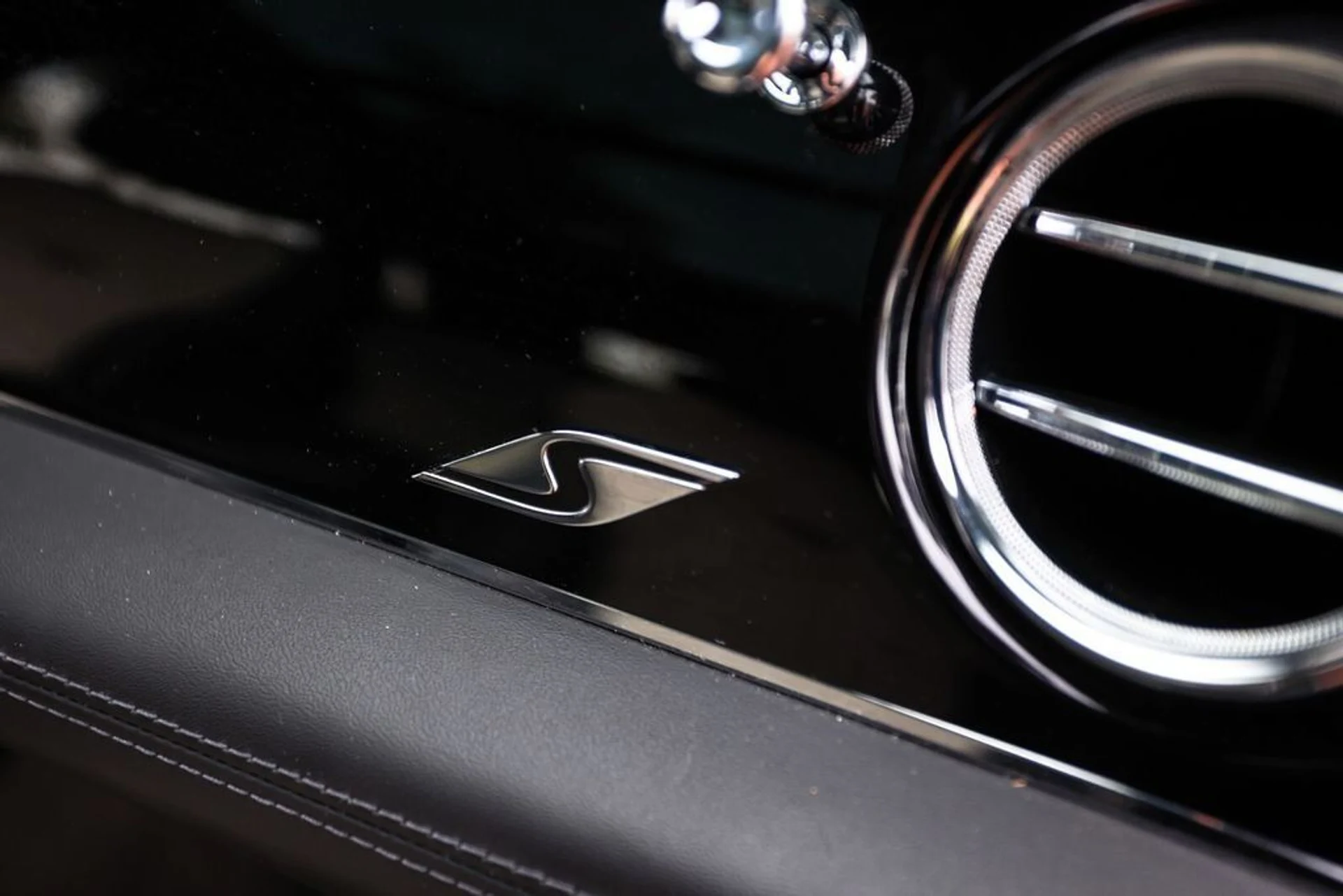 mph048_3143157109_22be72ae2f86f6826ec1fd451a6a861b_81e6b97f42