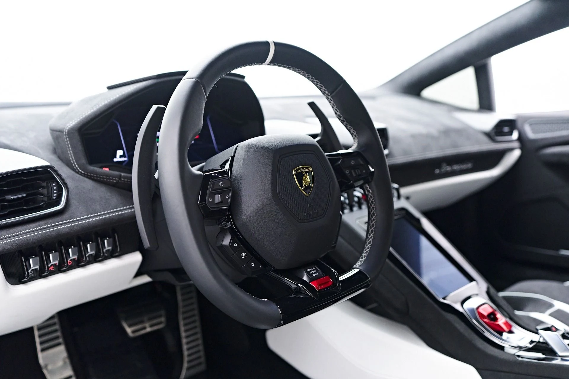 mph048_3150963280_Used_2023_Lamborghini_Huracan_Tecnica_Base_1750384074_c5105b1902