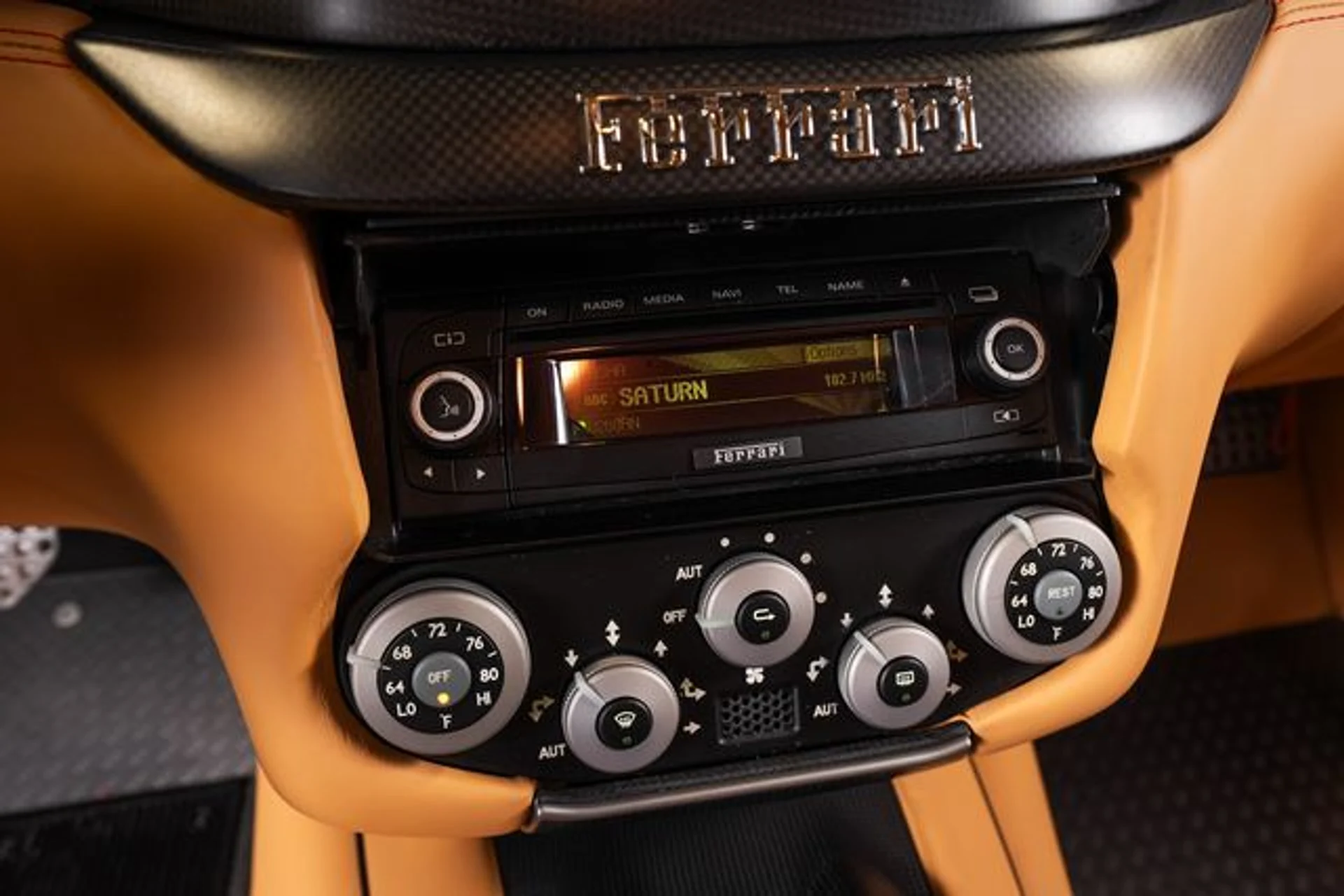 mph048_3152937905_1b1217932d89410128885da185e03c72x_c52a440ba3