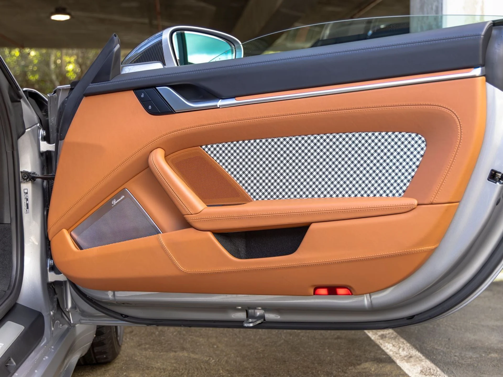 mph048_3172040720_49_db3349662c