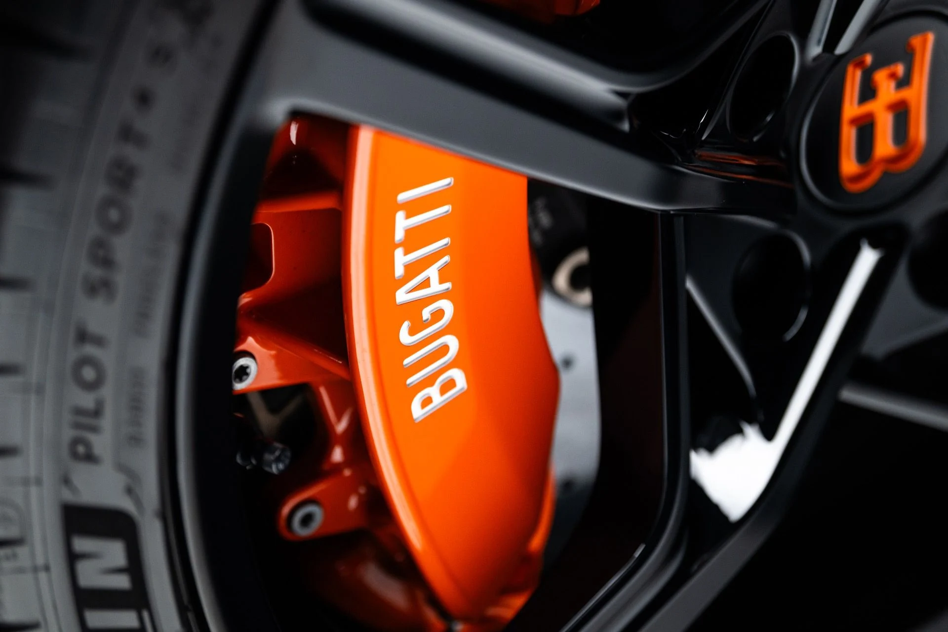 mph048_320022671_13316_p49_l_cc36266498