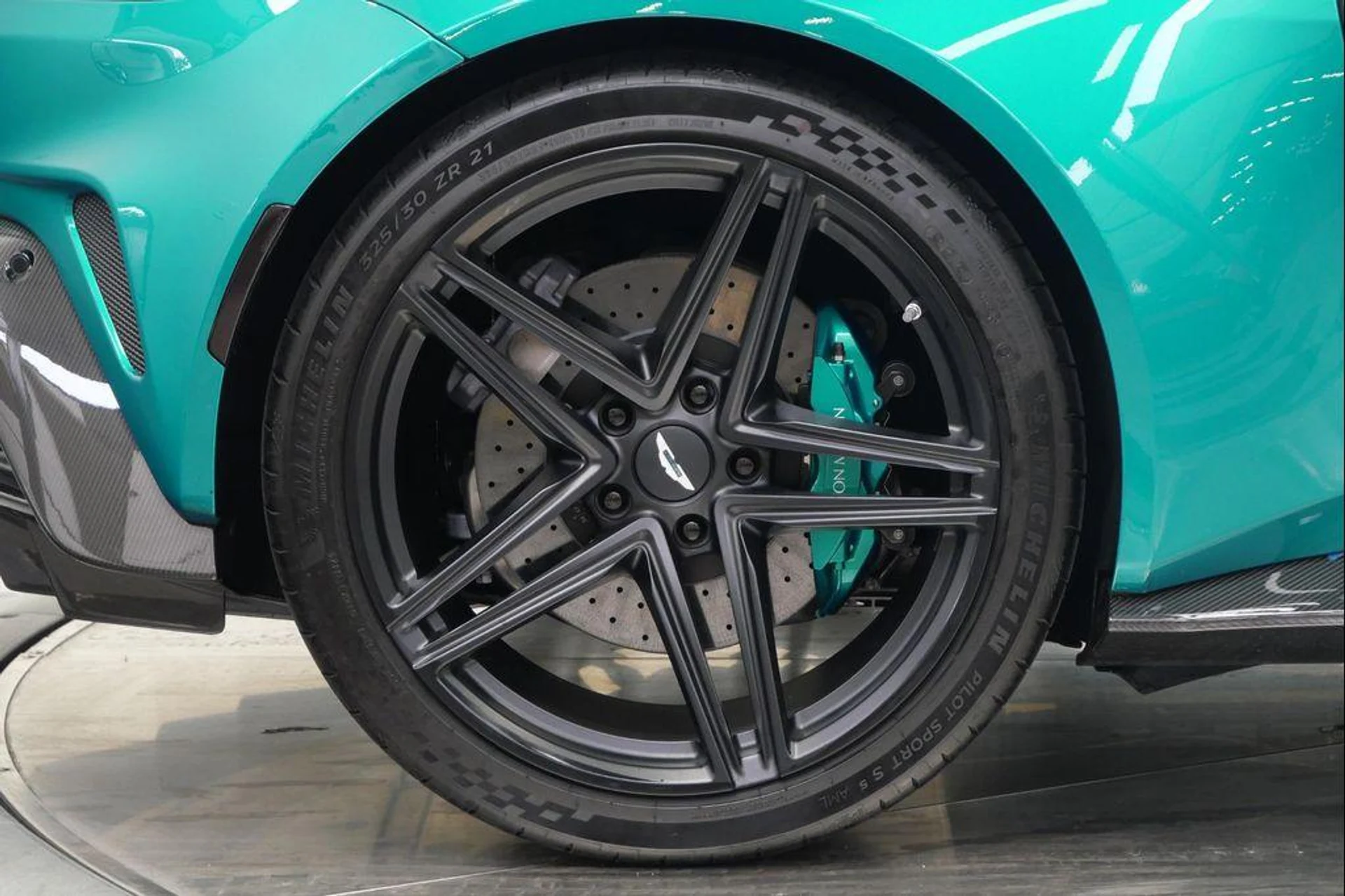 mph048_3203310470_D0fz_Leaqxz8_QNRU_Cd7_OBM_KDEDA_8fc80831c9