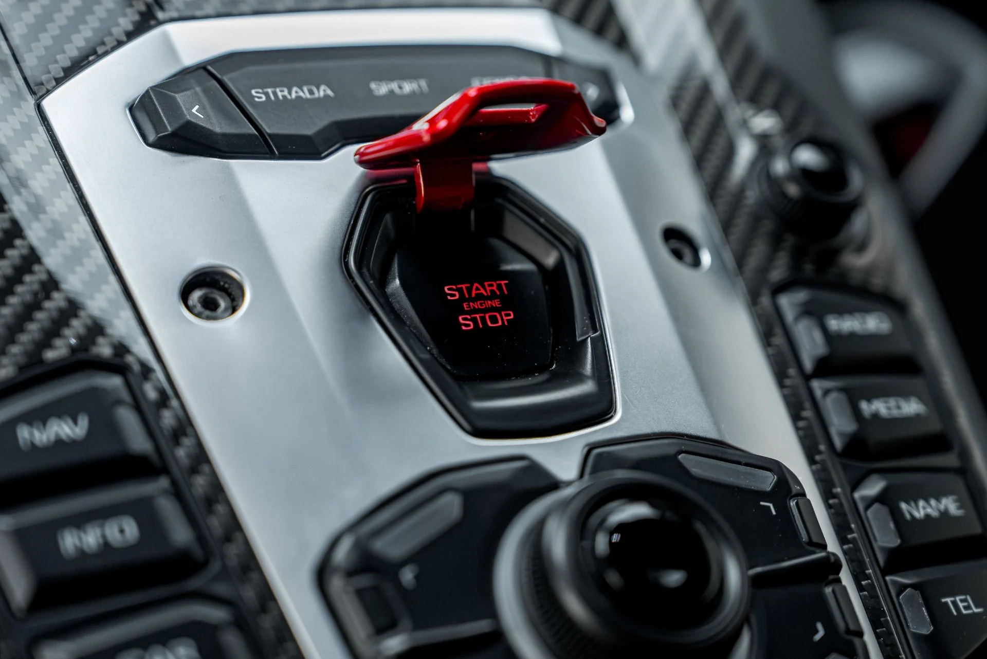 mph048_3215856483_Used_2016_Lamborghini_Aventador_LP_700_4_1790099126_d4ab98c88c