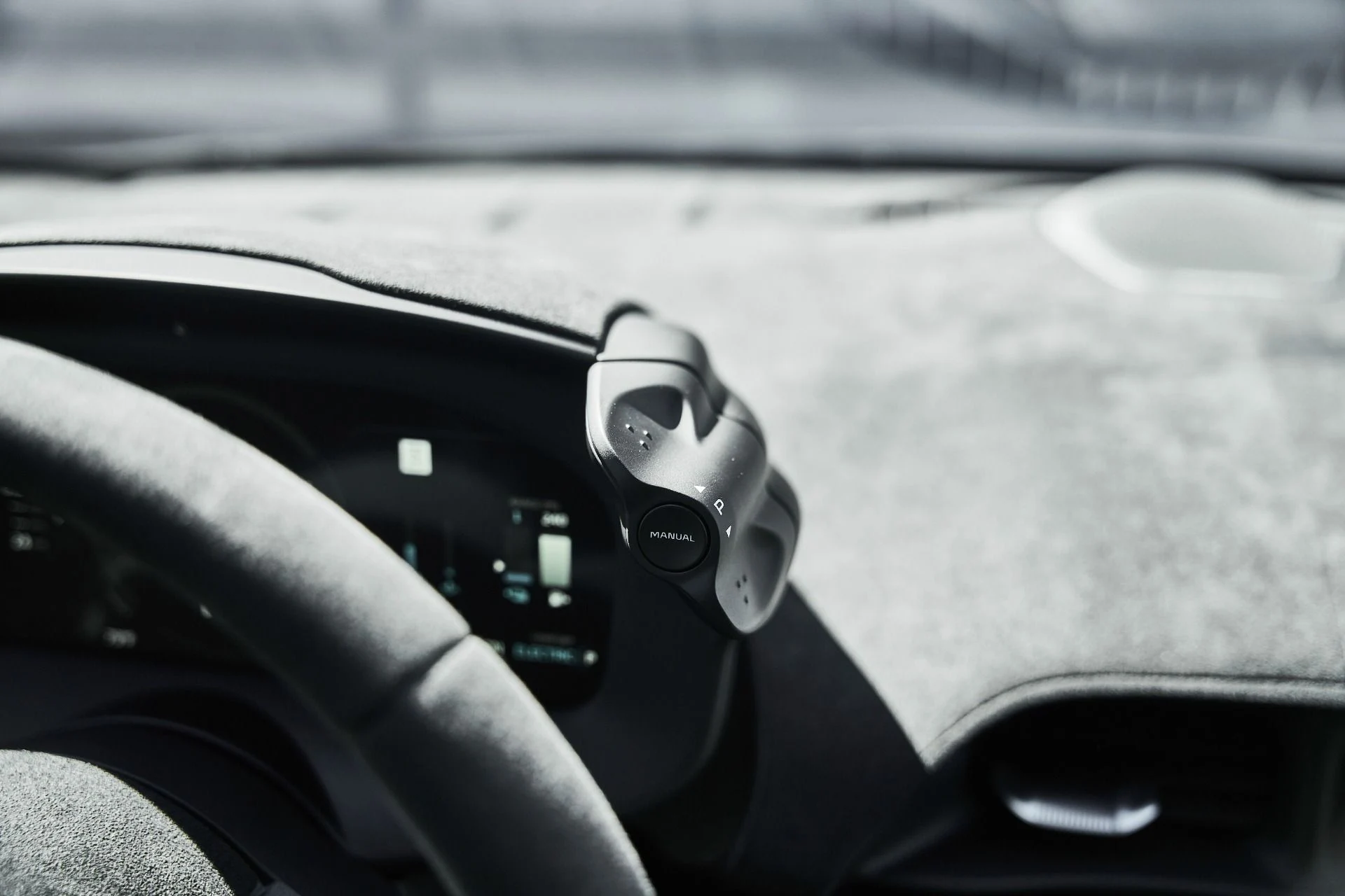 mph048_322335328_Used_2024_Mc_Laren_Artura_1774742266_6ec1f24185