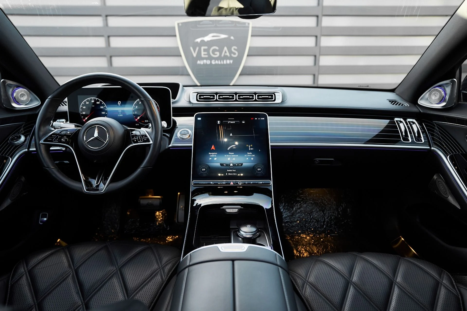 mph048_3230928454_Used_2022_Mercedes_Benz_S_Class_Maybach_S_580_1763082551_e69ad0e785